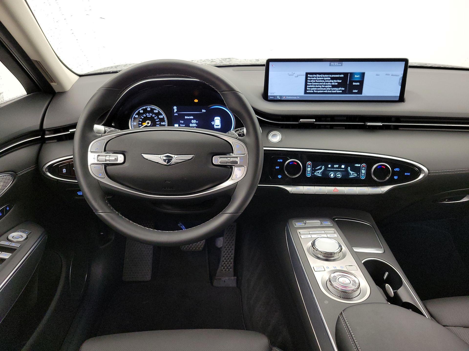 Thumbnail: 2023 Genesis GV70 - 10