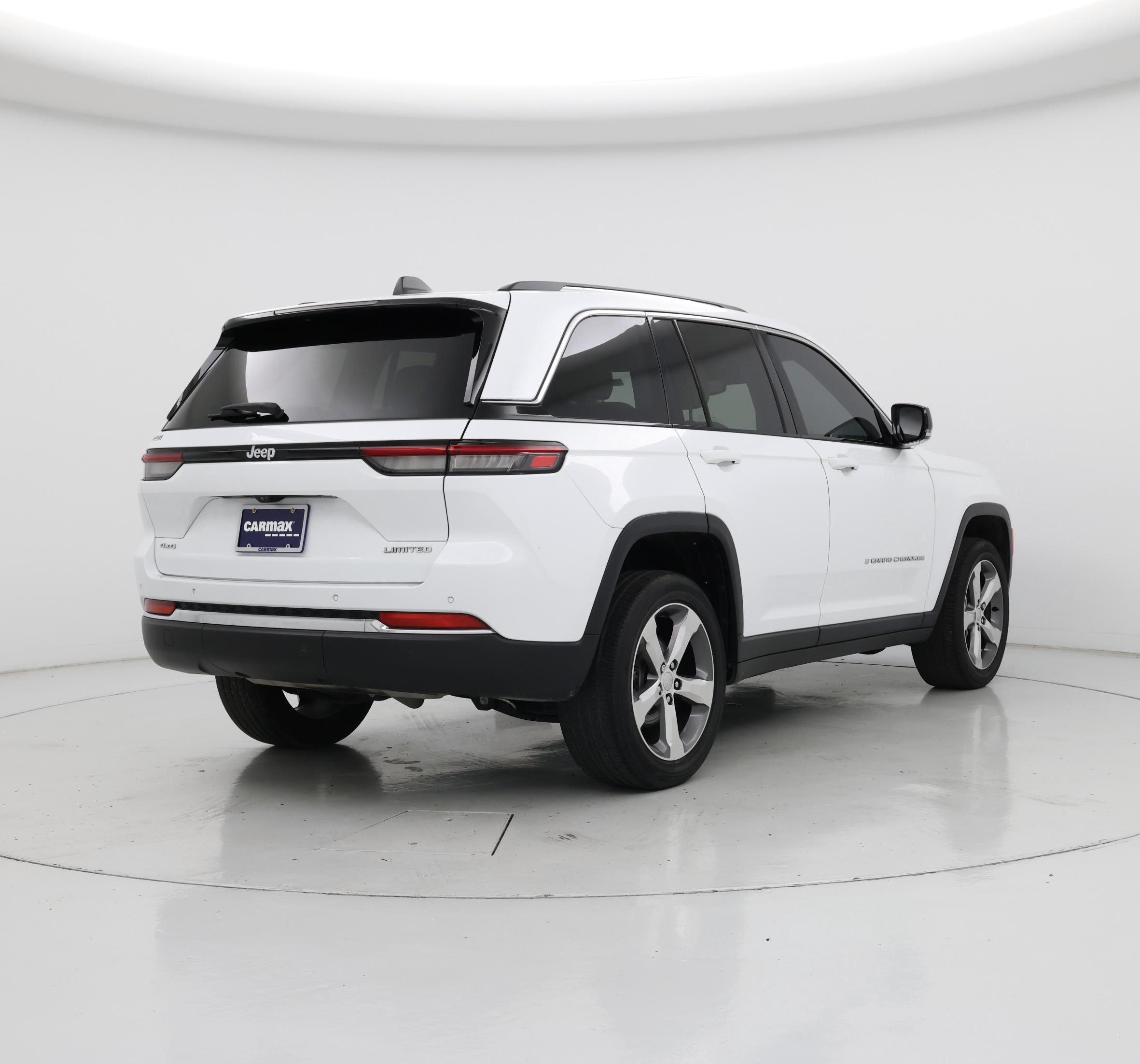Thumbnail: 2022 Jeep Grand Cherokee - 8