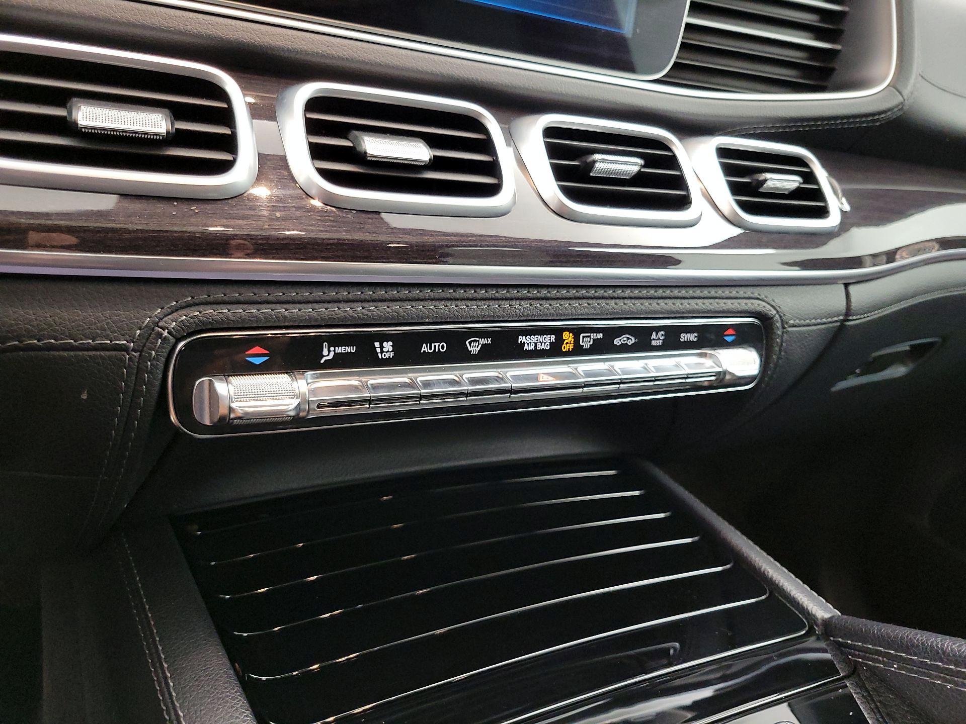 Thumbnail: 2020 Mercedes-Benz GLE - 17