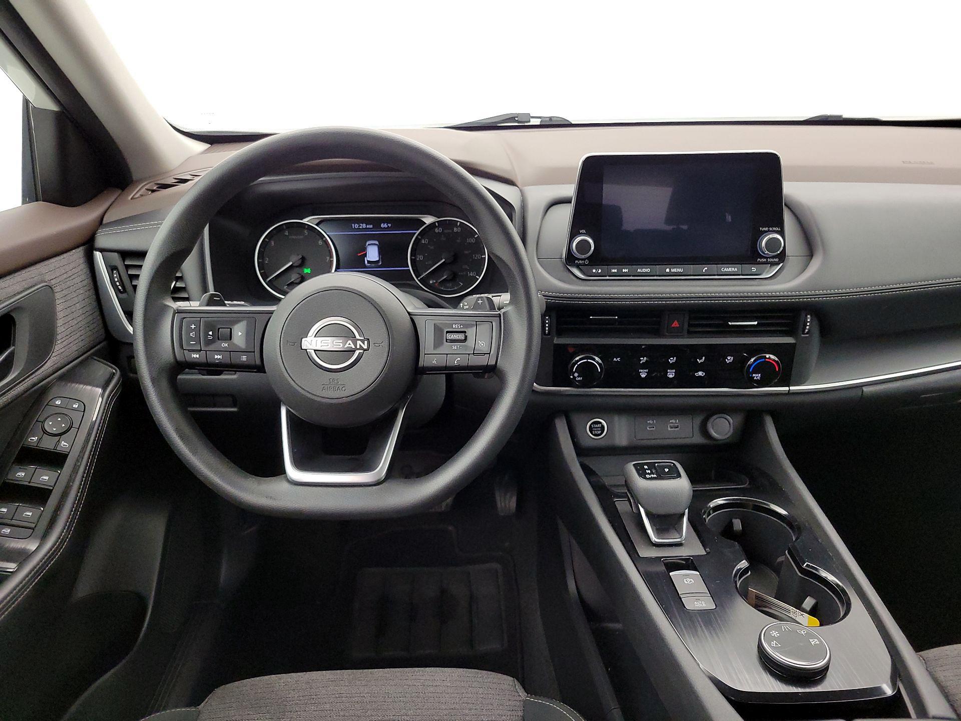 Thumbnail: 2022 Nissan Rogue - 10
