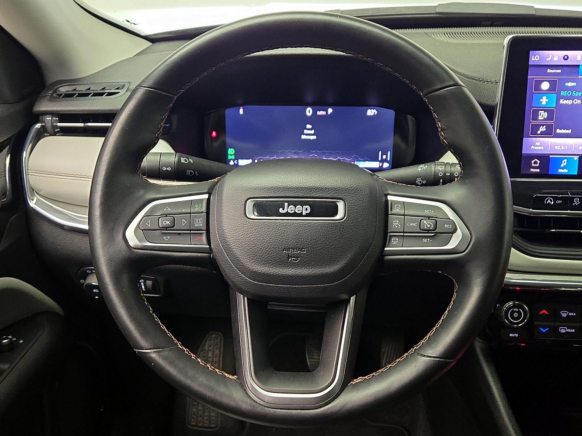 Thumbnail: 2022 Jeep Compass - 10