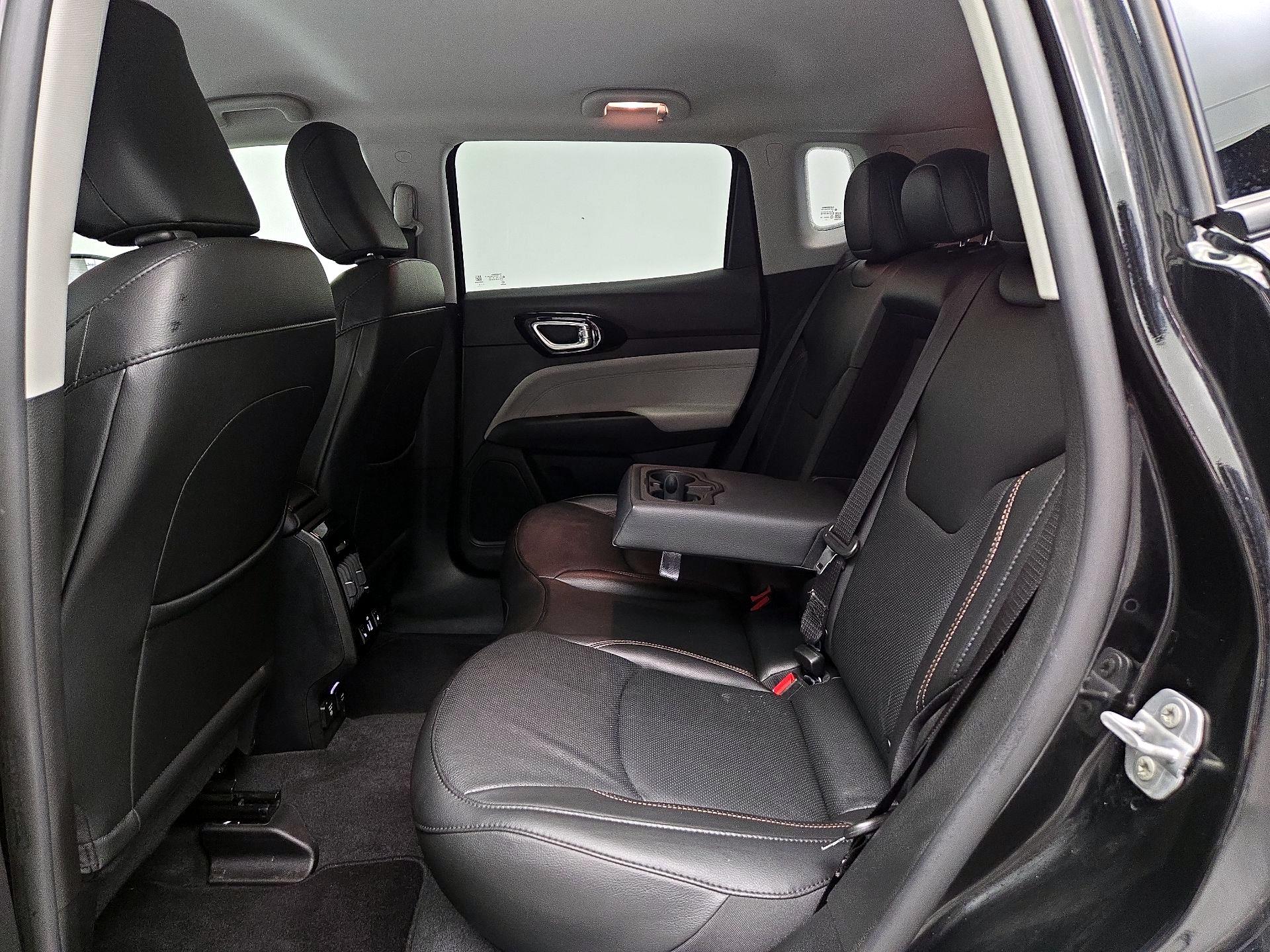 Thumbnail: 2022 Jeep Compass - 20
