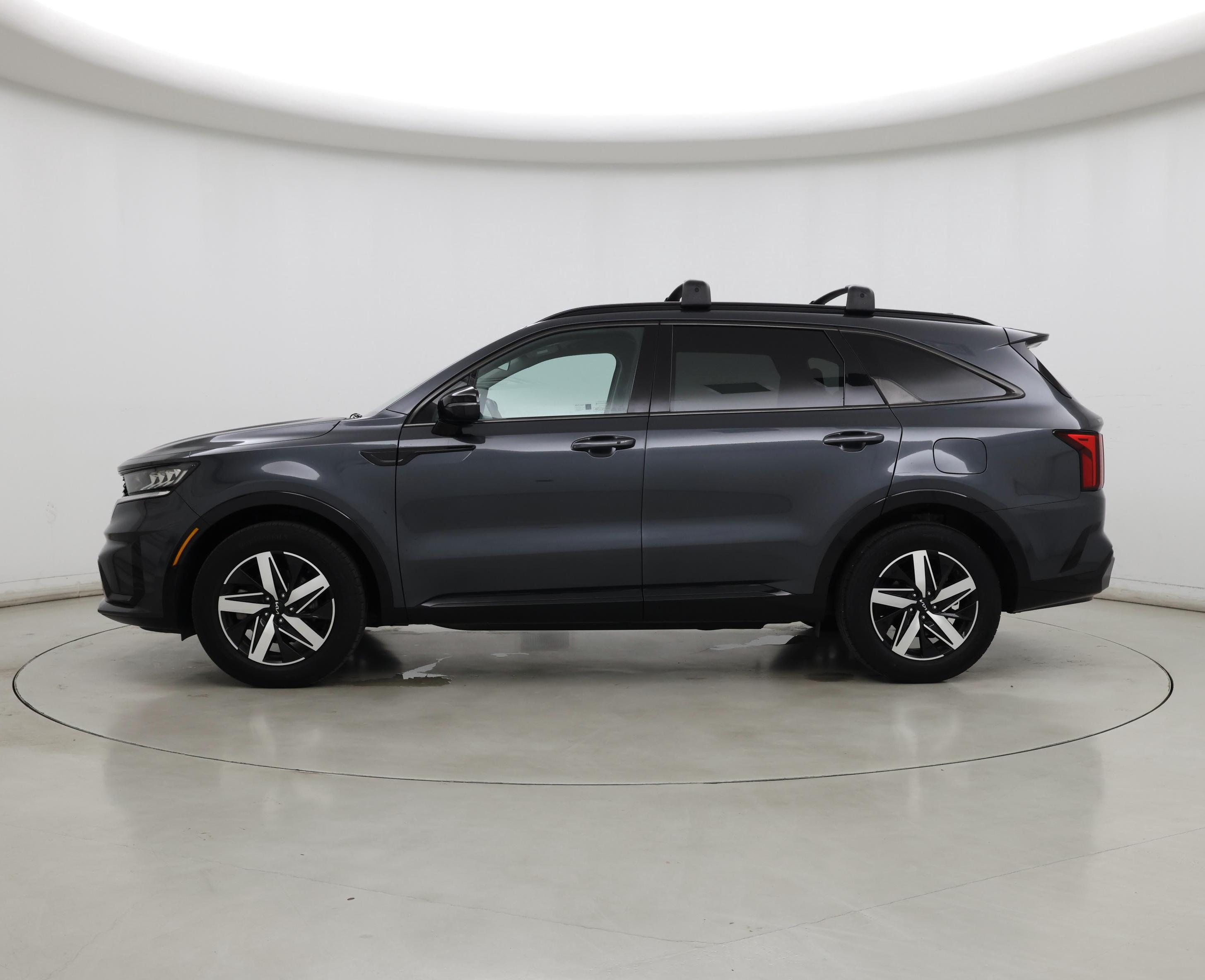 Thumbnail: 2023 Kia Sorento - 3