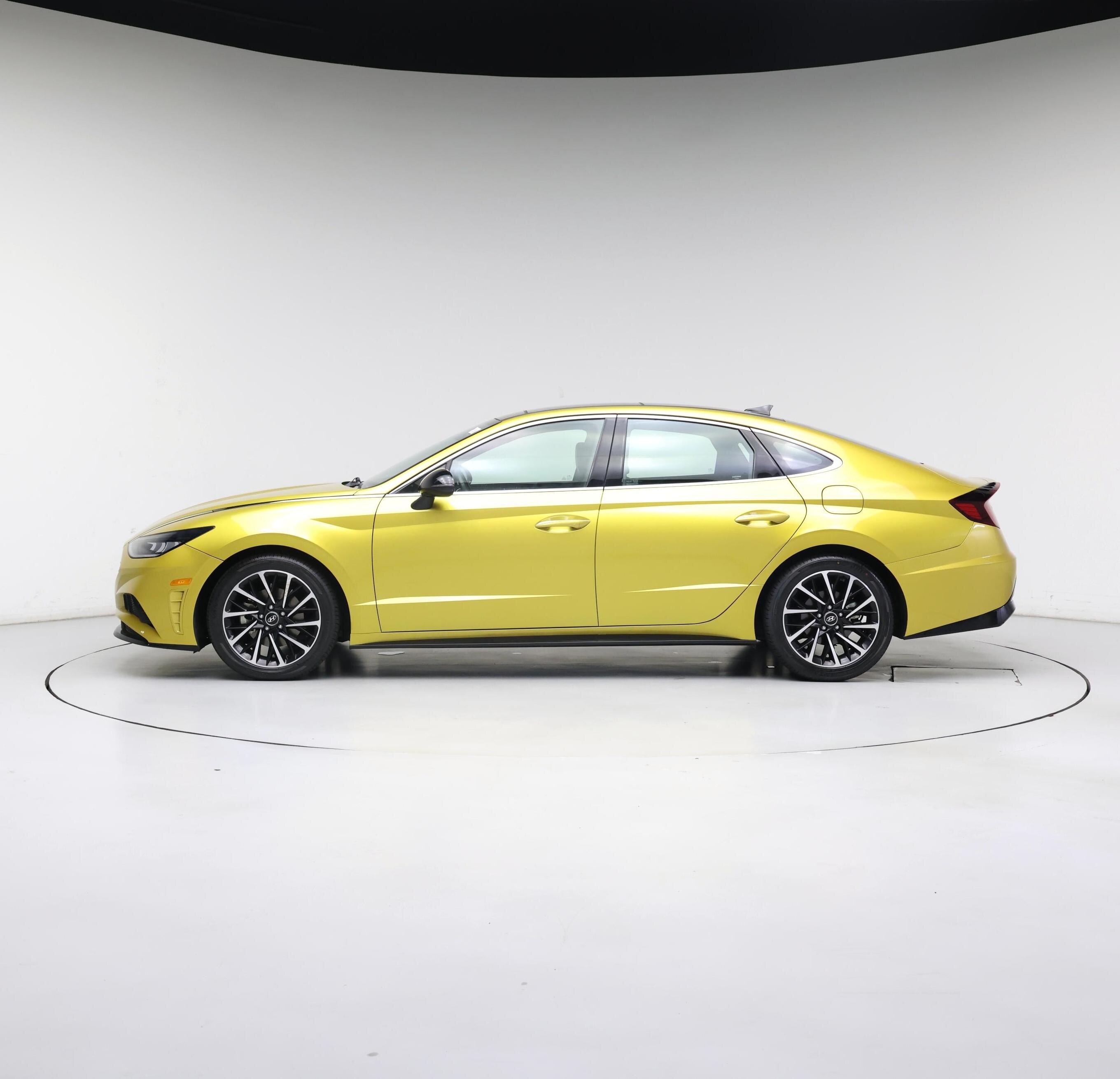 Thumbnail: 2020 Hyundai Sonata - 3