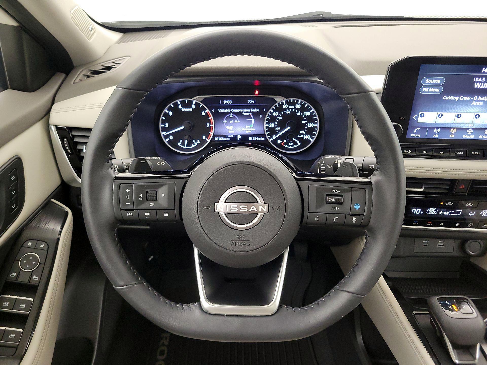 Thumbnail: 2022 Nissan Rogue - 10