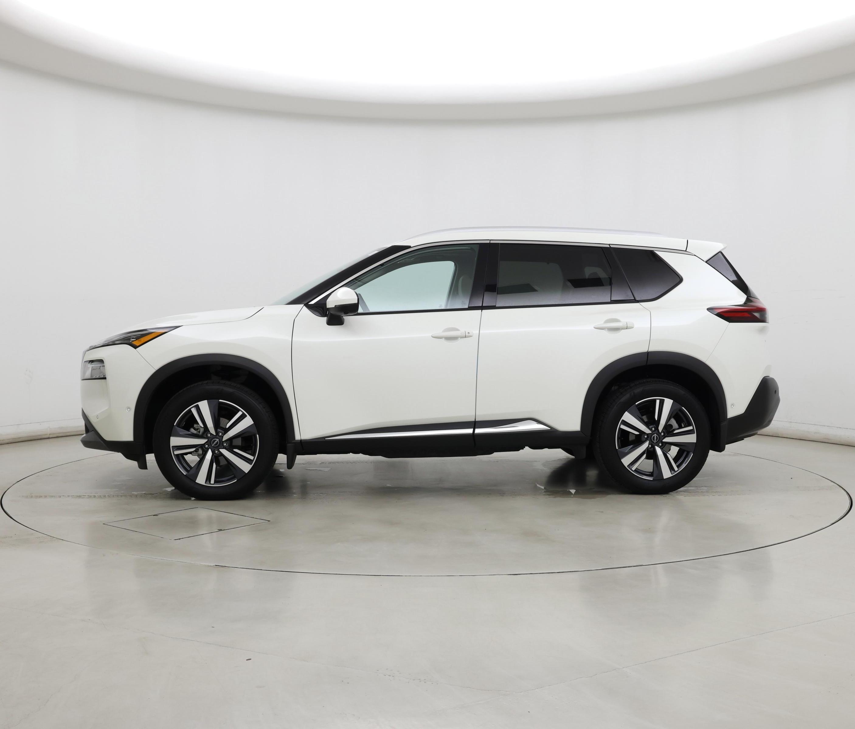 Thumbnail: 2022 Nissan Rogue - 3