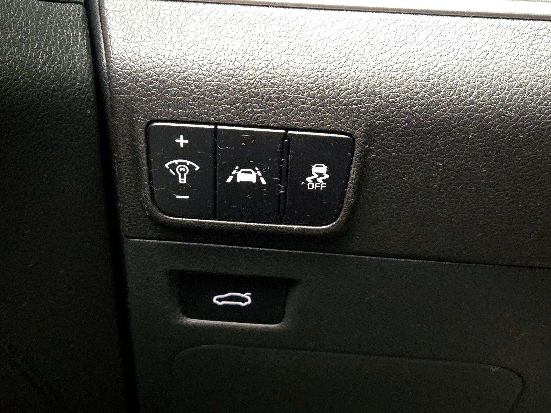 Thumbnail: 2021 Kia K5 - 13