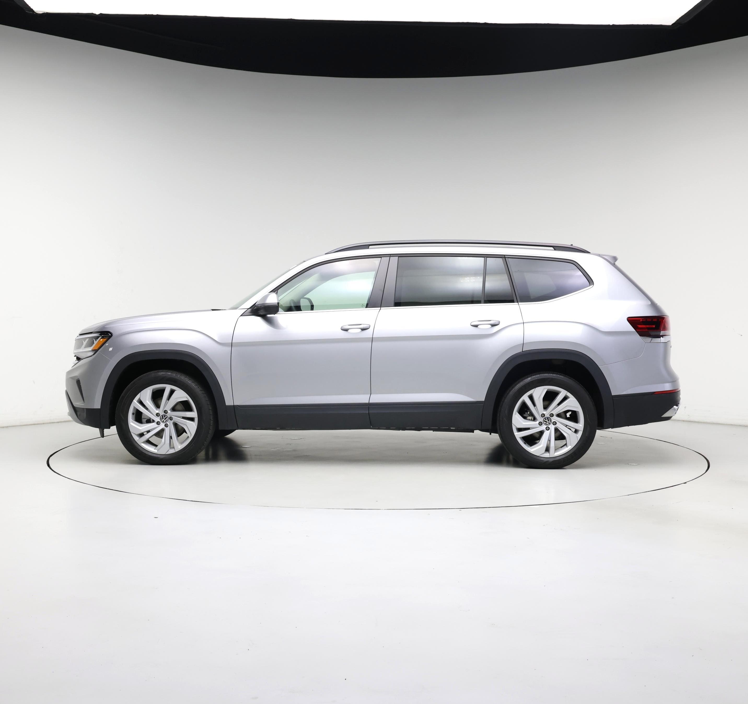 Thumbnail: 2022 Volkswagen Atlas - 3