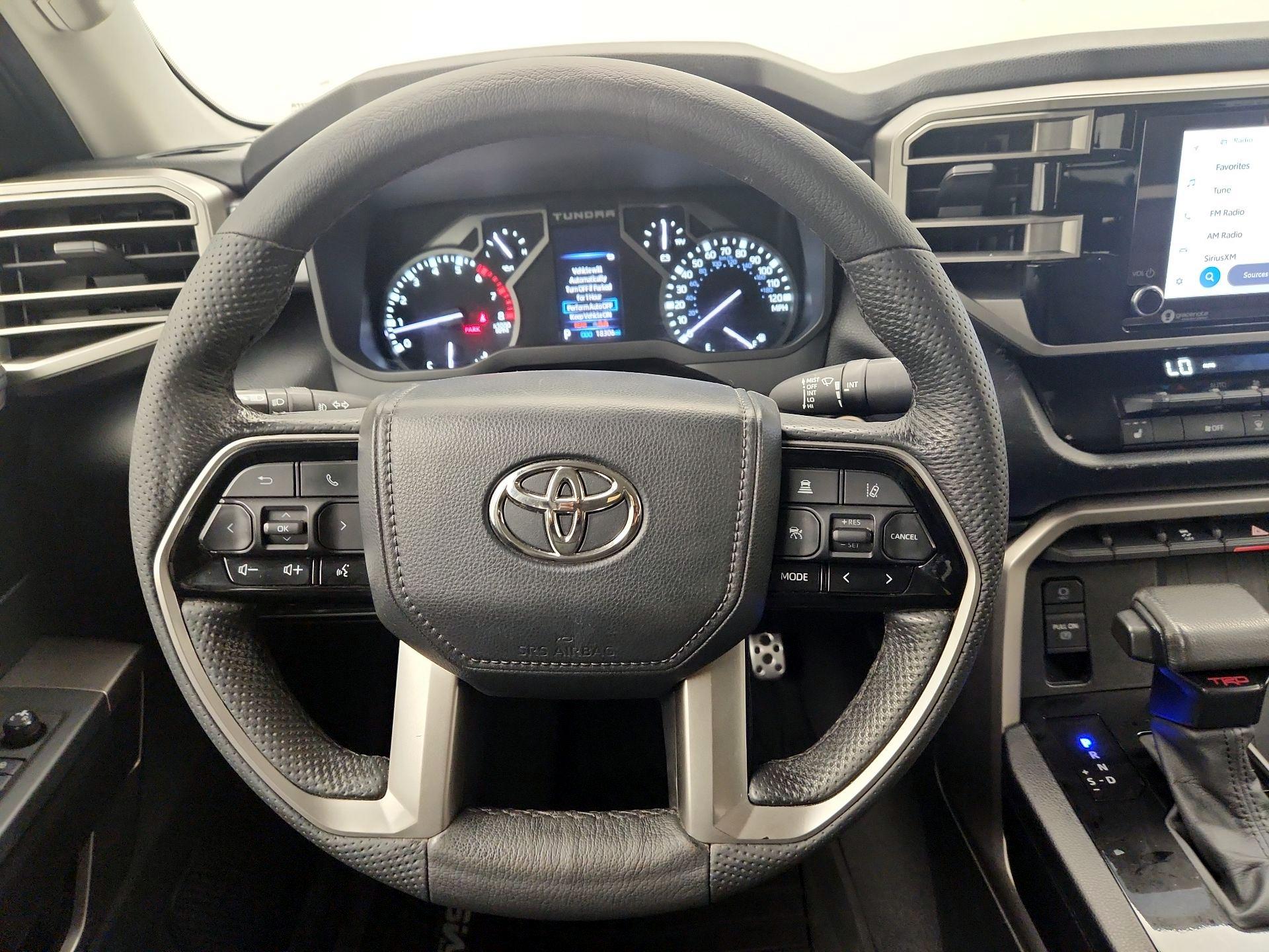 Thumbnail: 2022 Toyota Tundra - 10