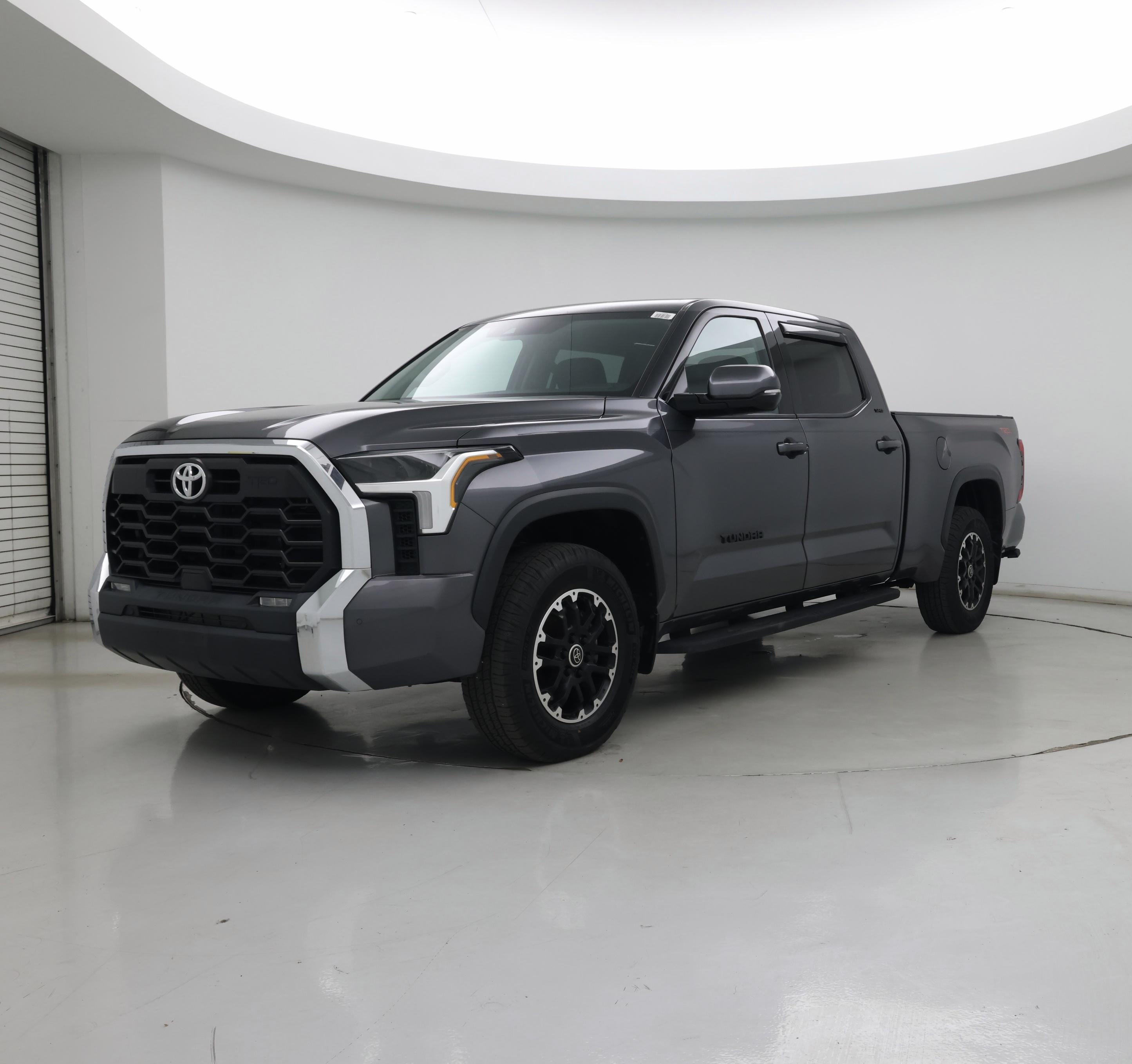 Thumbnail: 2022 Toyota Tundra - 4