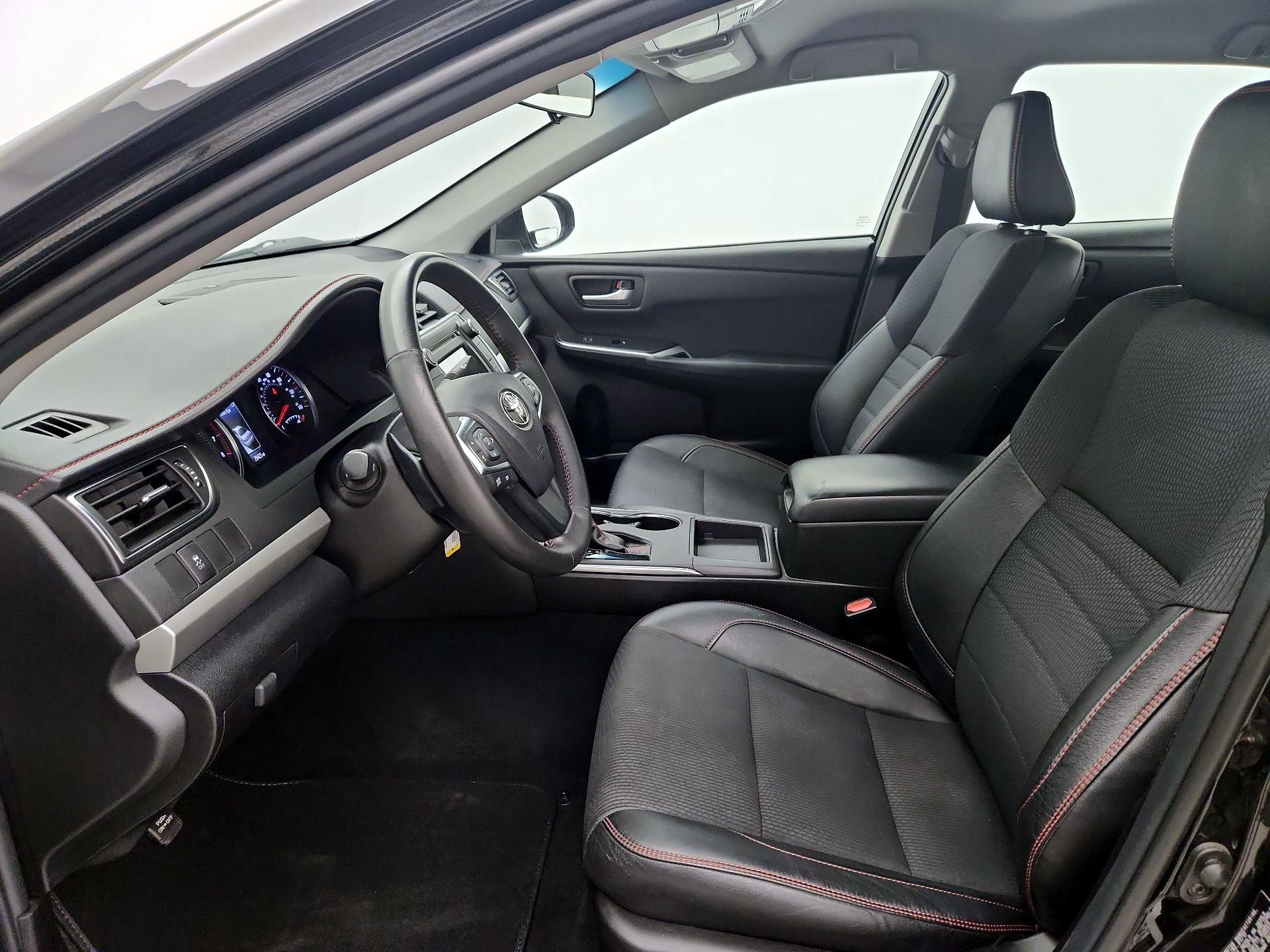 Thumbnail: 2017 Toyota Camry - 11