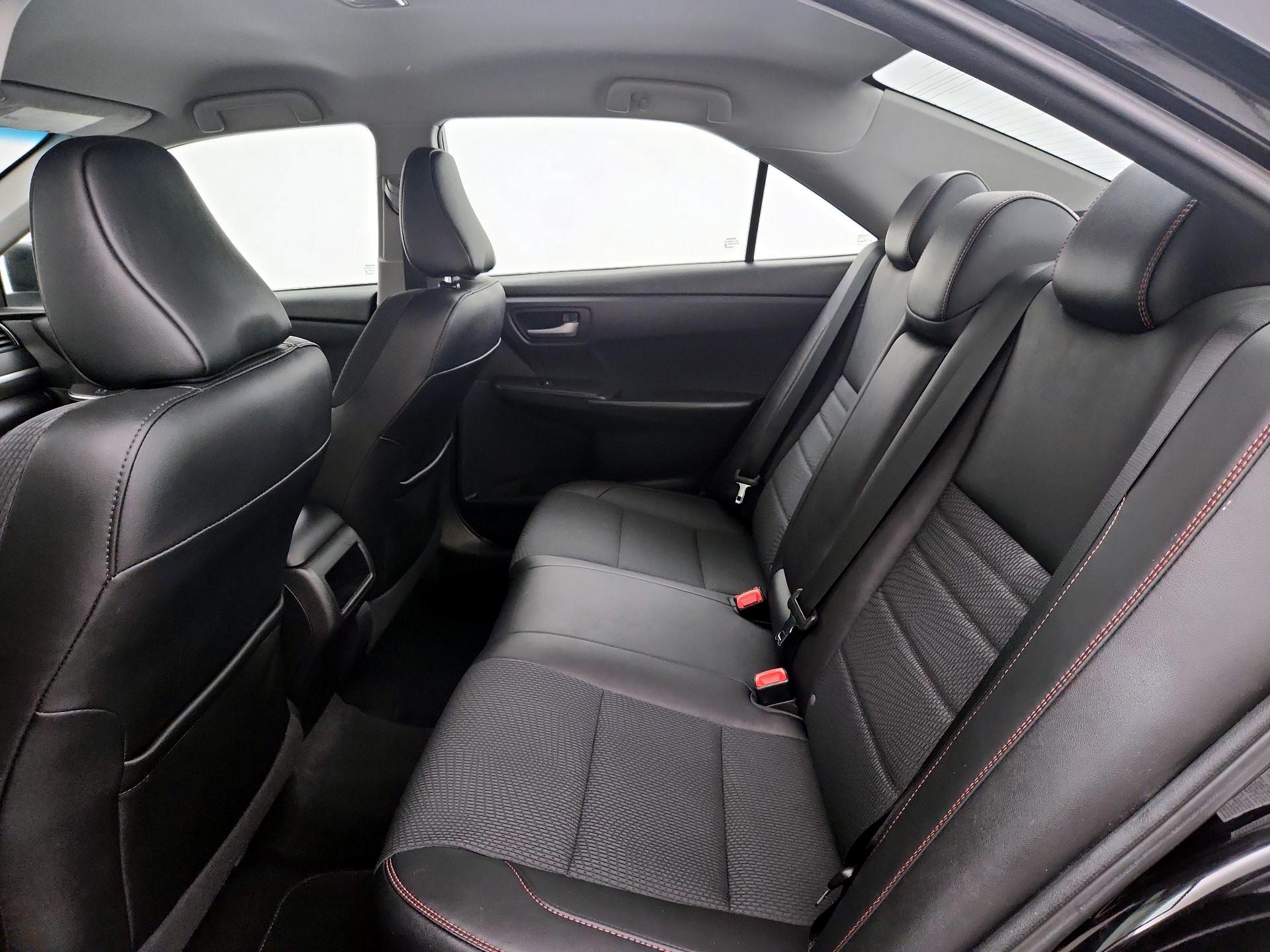 Thumbnail: 2017 Toyota Camry - 19