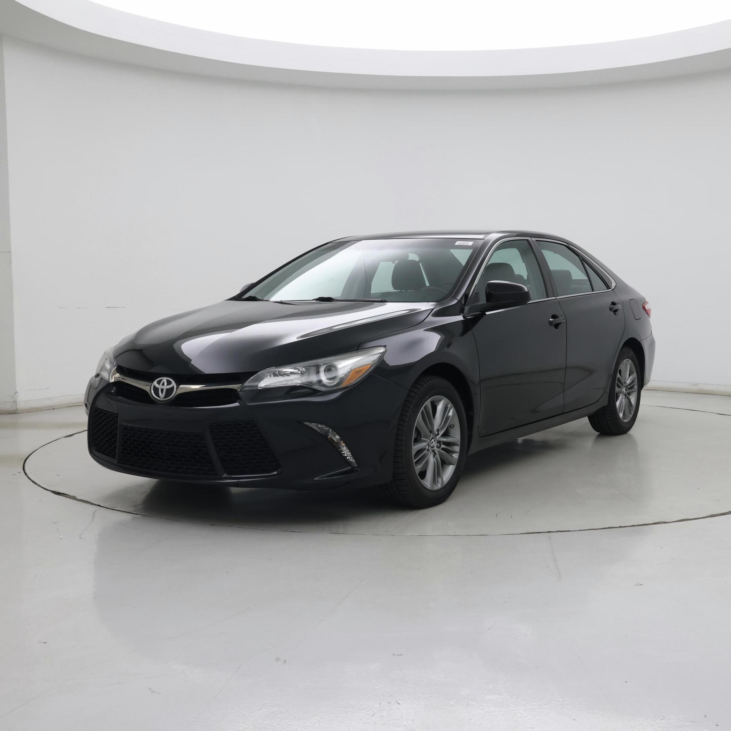 Thumbnail: 2017 Toyota Camry - 4