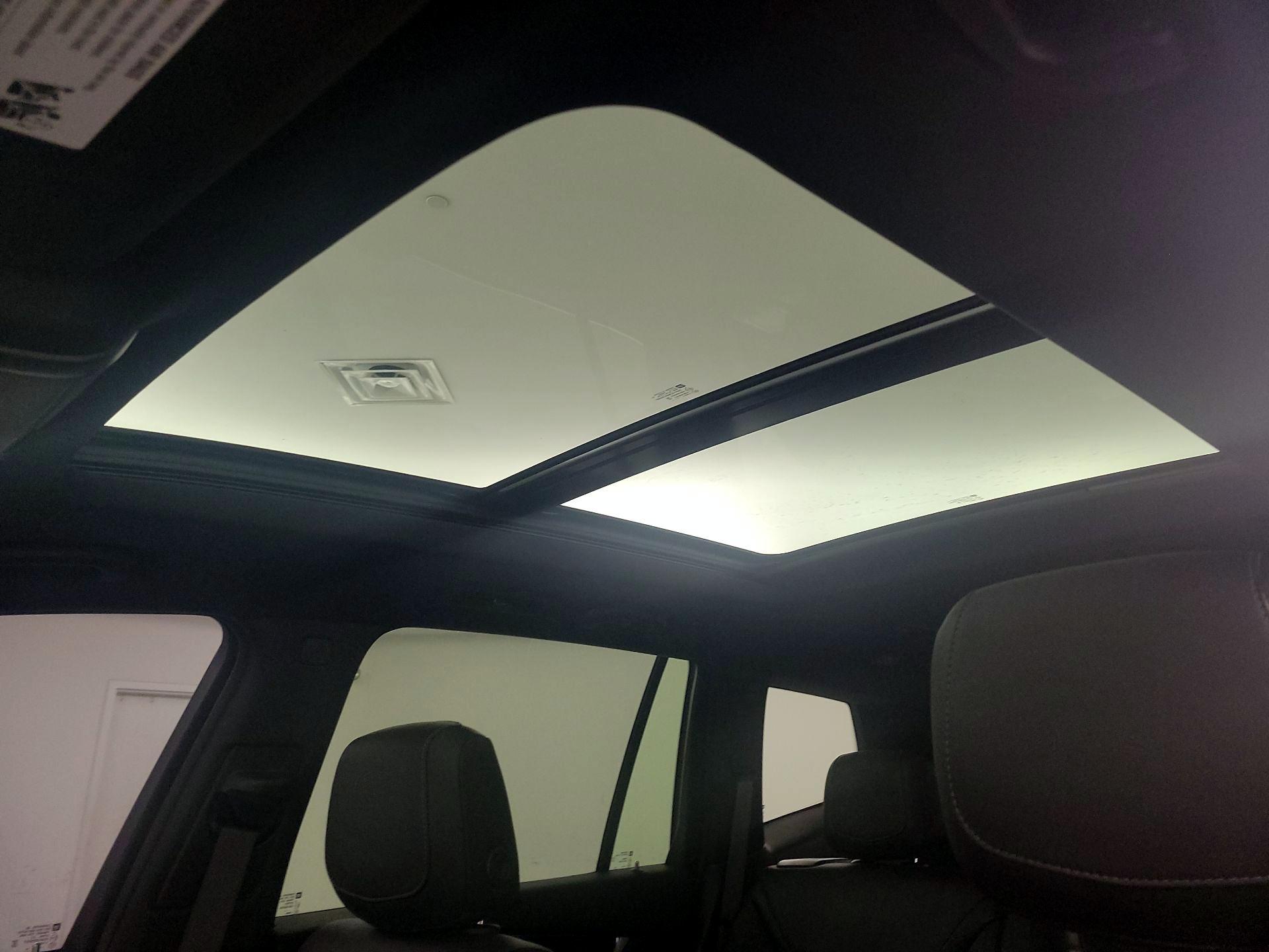 Thumbnail: 2023 Cadillac XT6 - 20