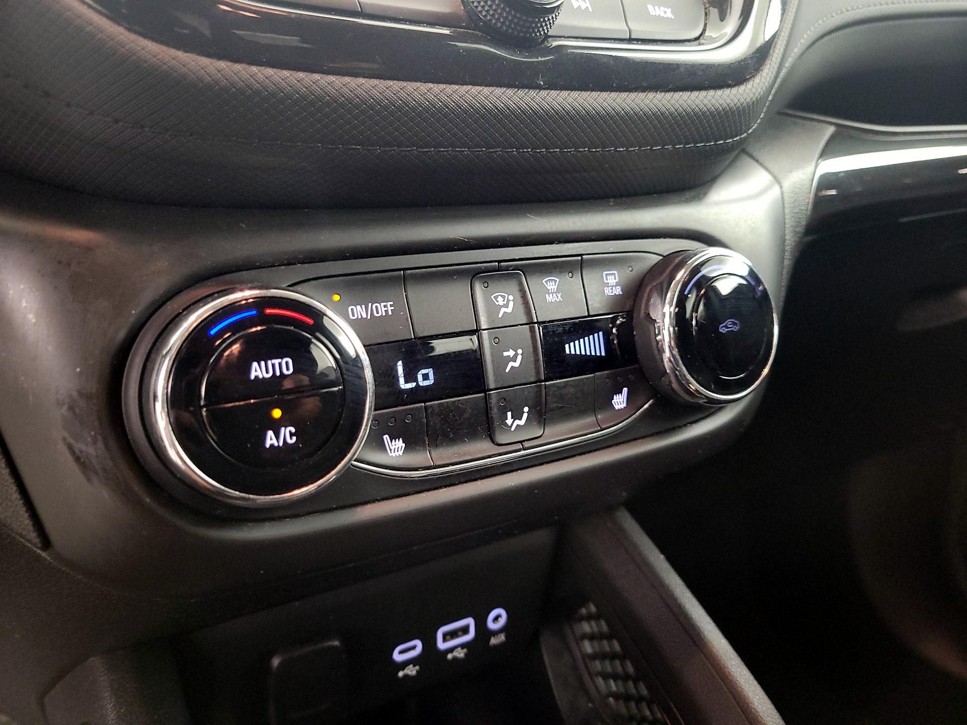Thumbnail: 2021 Chevrolet TrailBlazer - 16