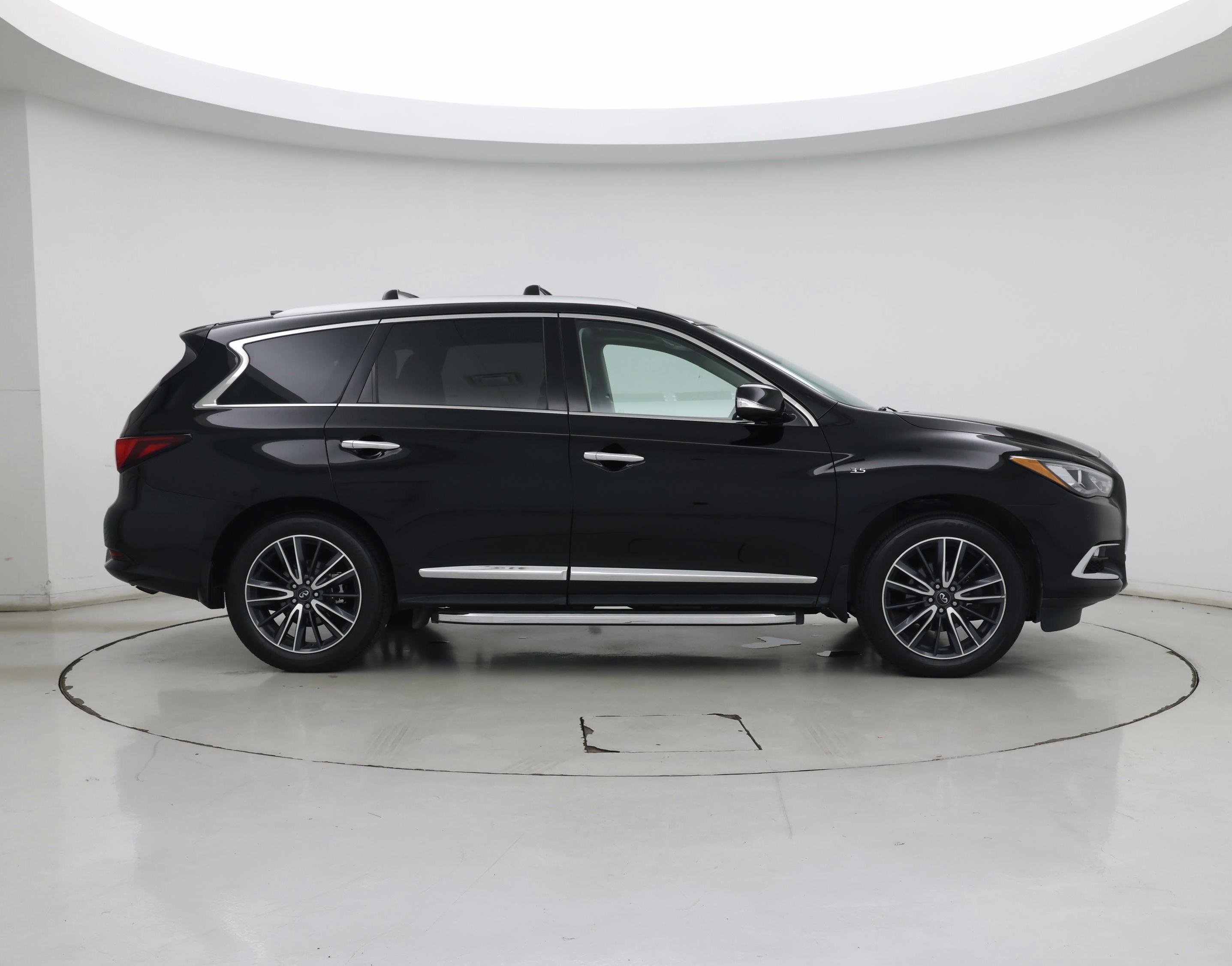 Thumbnail: 2017 INFINITI QX60 - 7