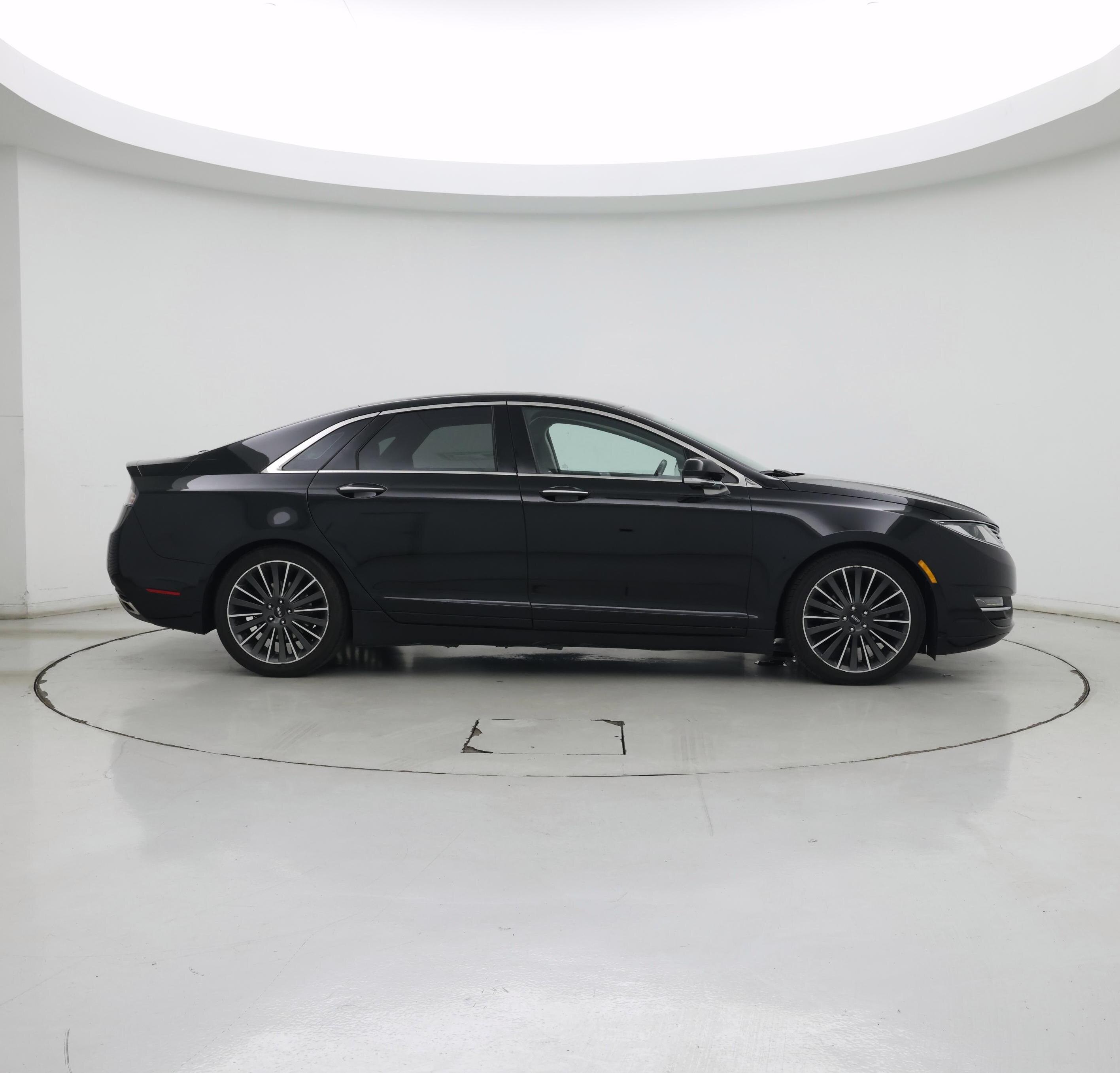 Thumbnail: 2016 Lincoln MKZ - 7
