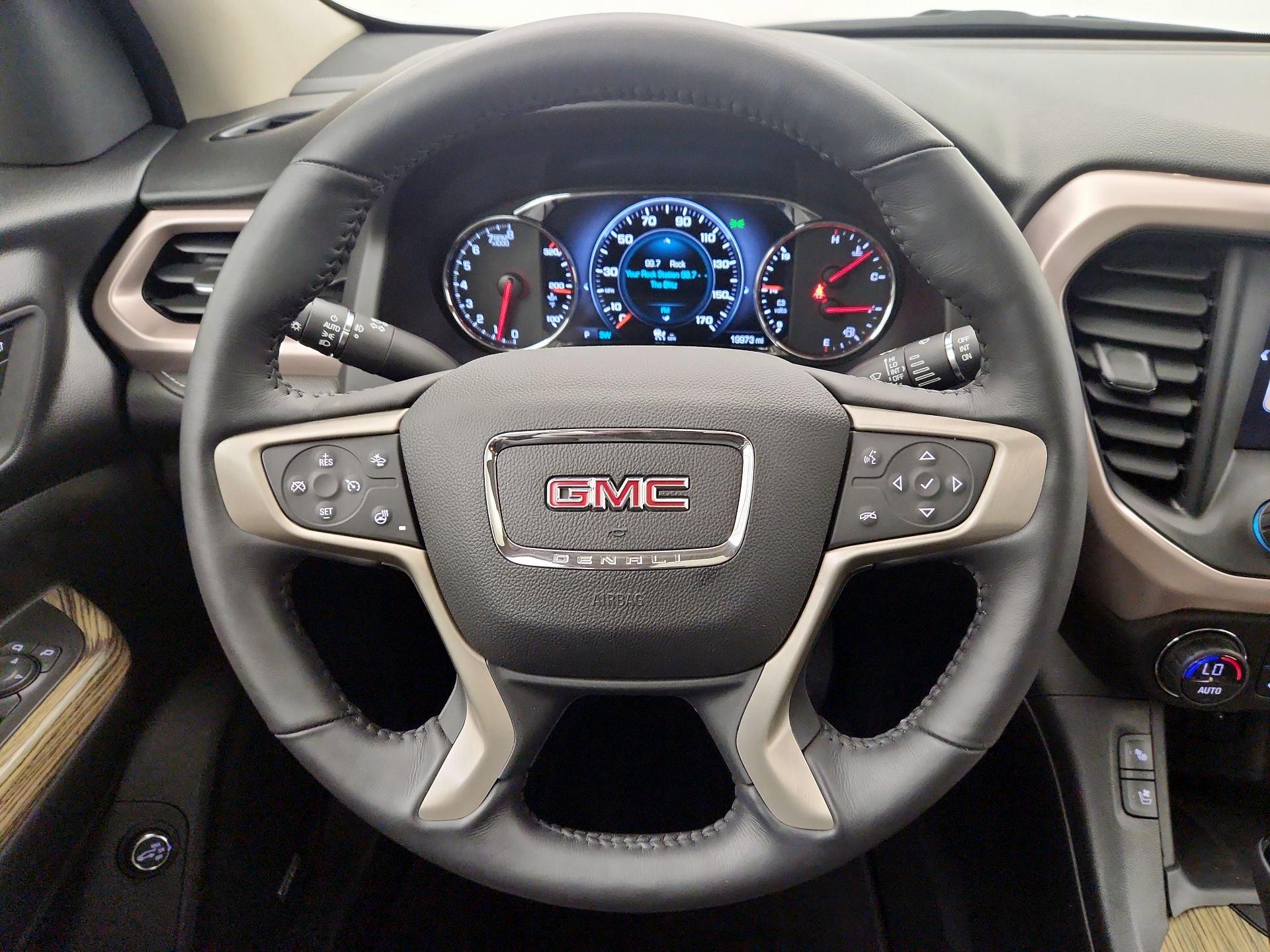 Thumbnail: 2017 GMC Acadia - 10