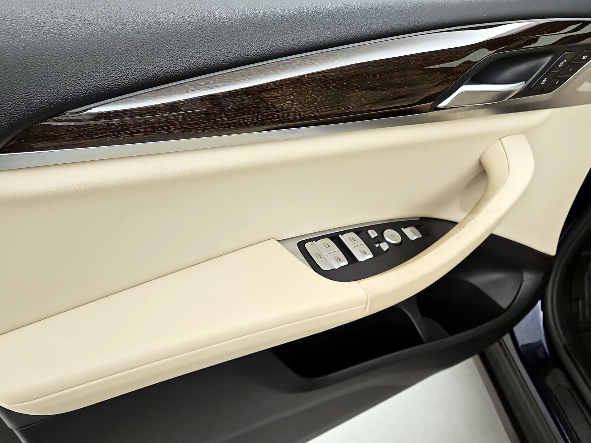 Thumbnail: 2022 BMW X3 - 12