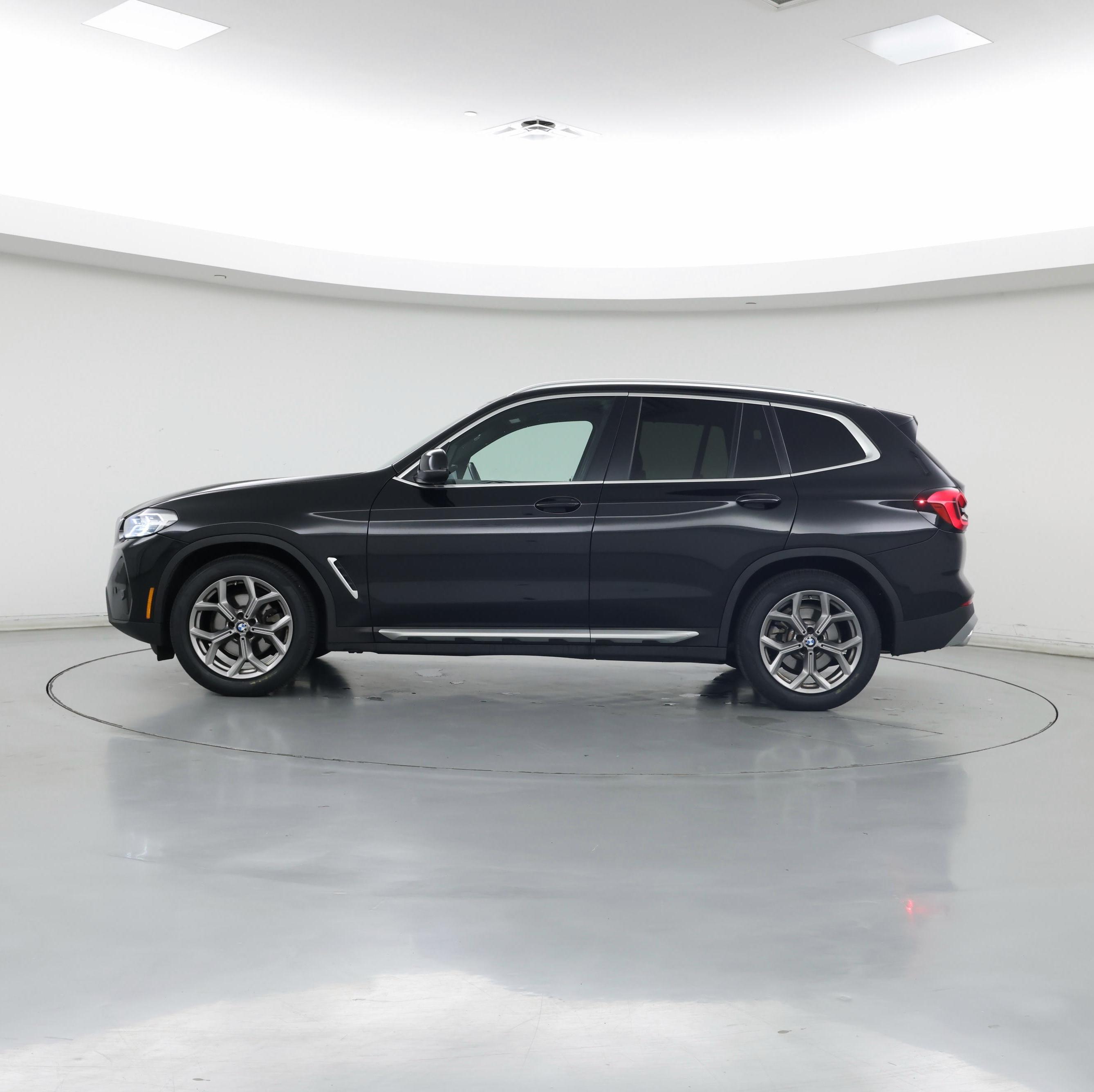 Thumbnail: 2022 BMW X3 - 3