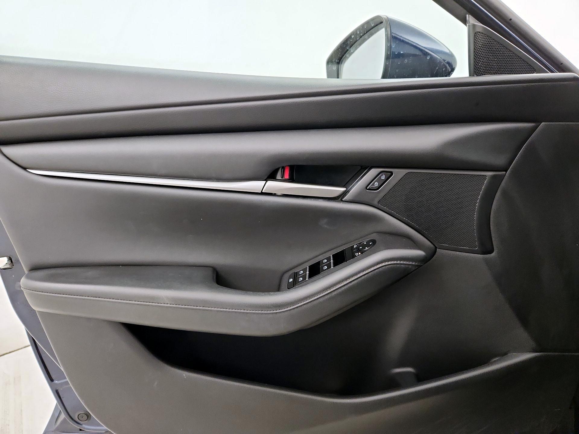 Thumbnail: 2021 Mazda Mazda3 - 12