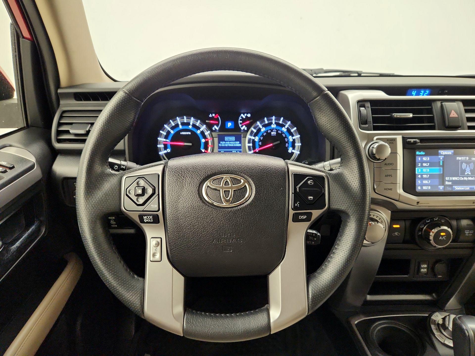 Thumbnail: 2019 Toyota 4Runner - 10