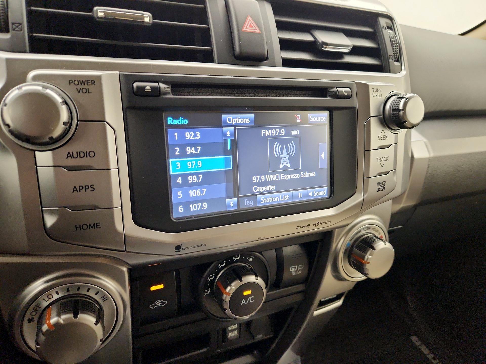 Thumbnail: 2019 Toyota 4Runner - 15