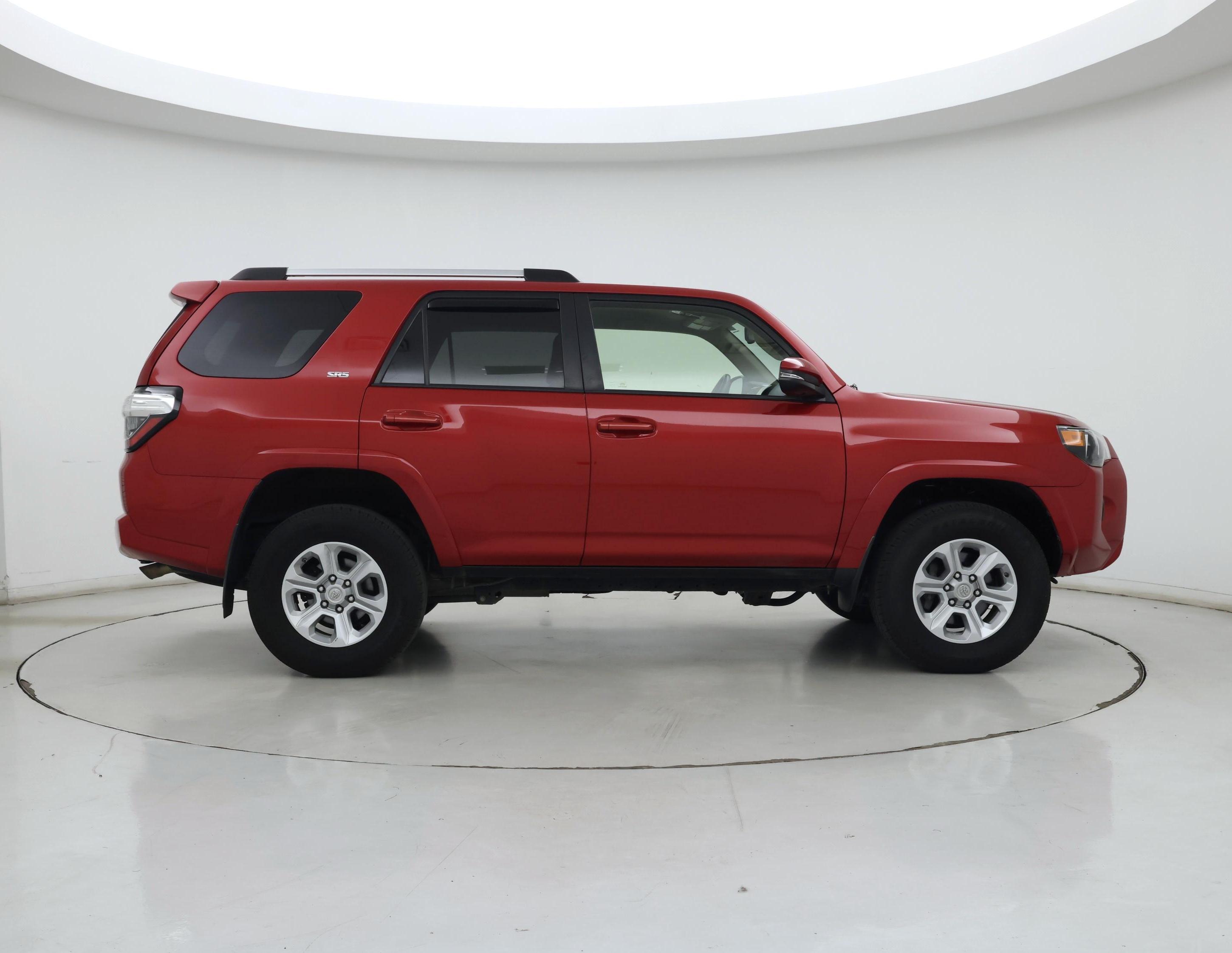 Thumbnail: 2019 Toyota 4Runner - 7
