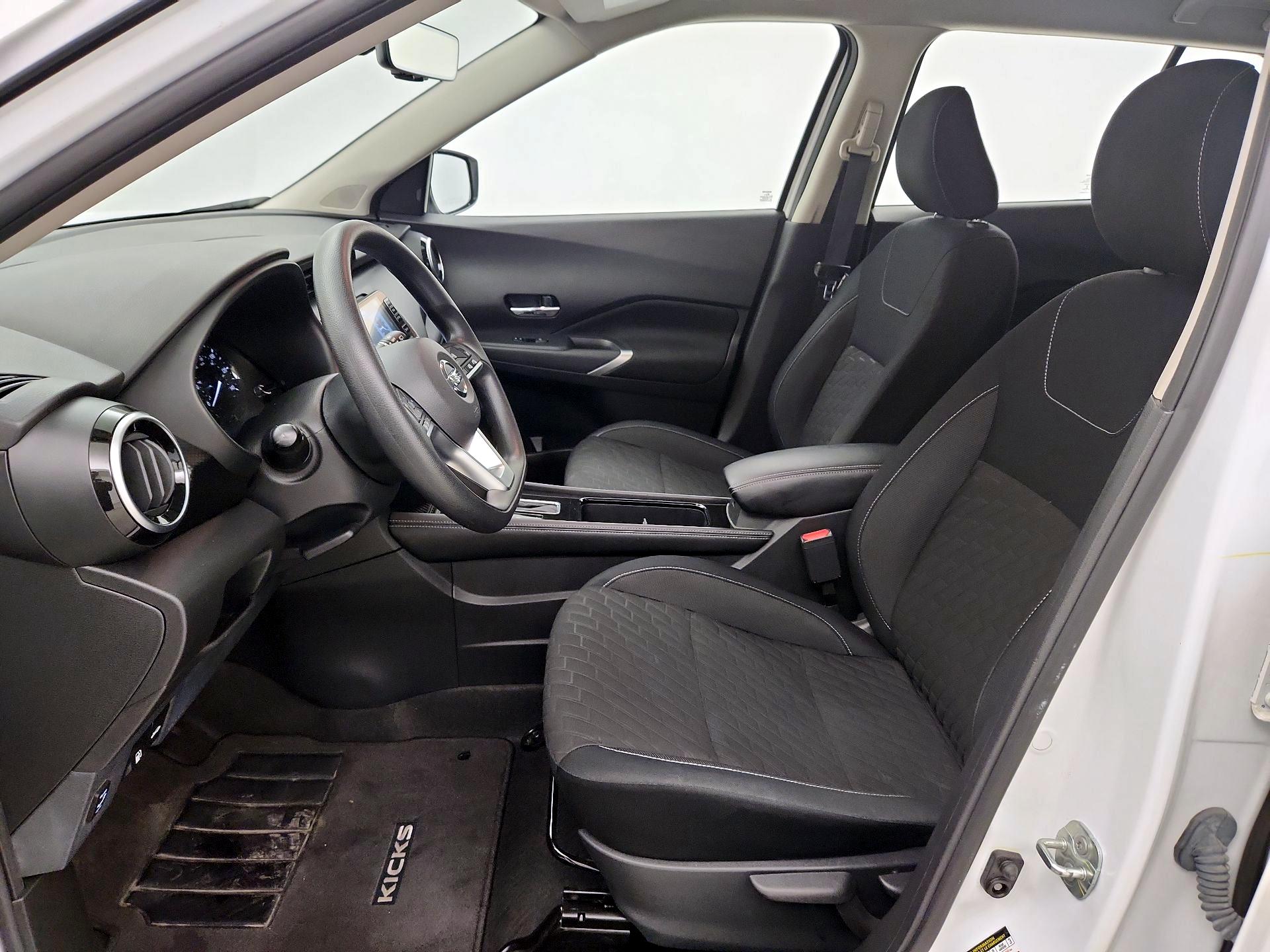 Thumbnail: 2021 Nissan Kicks - 11