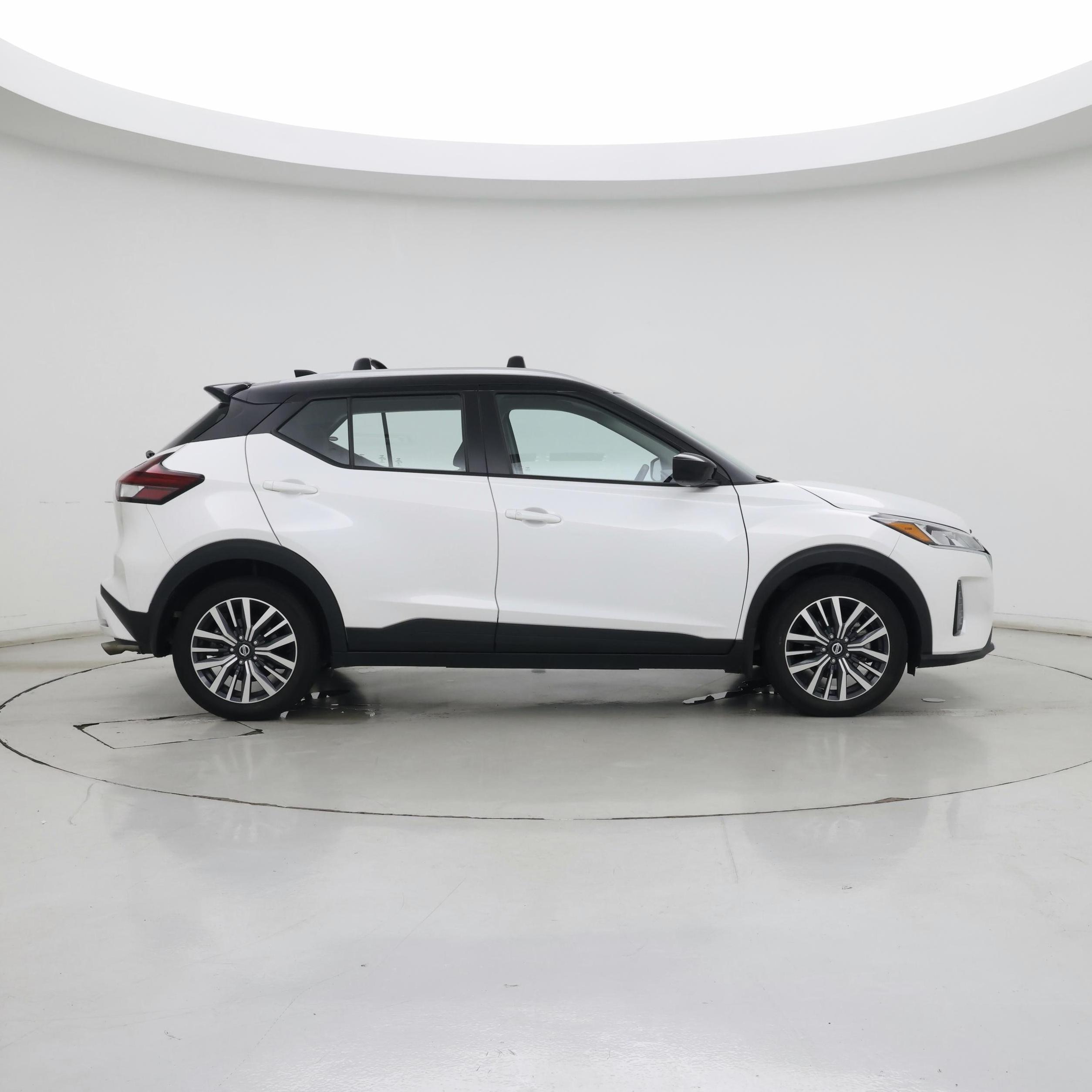 Thumbnail: 2021 Nissan Kicks - 7