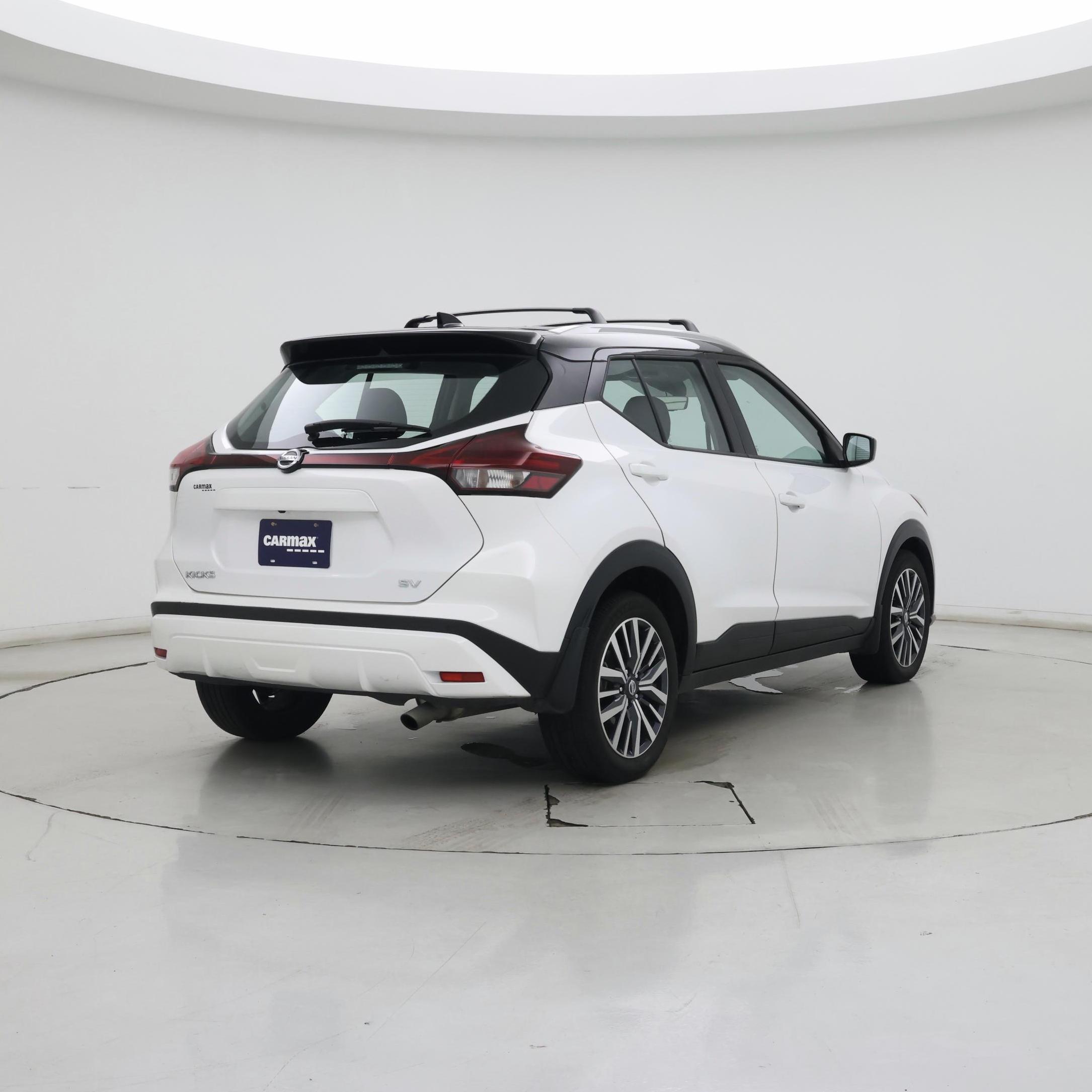 Thumbnail: 2021 Nissan Kicks - 8