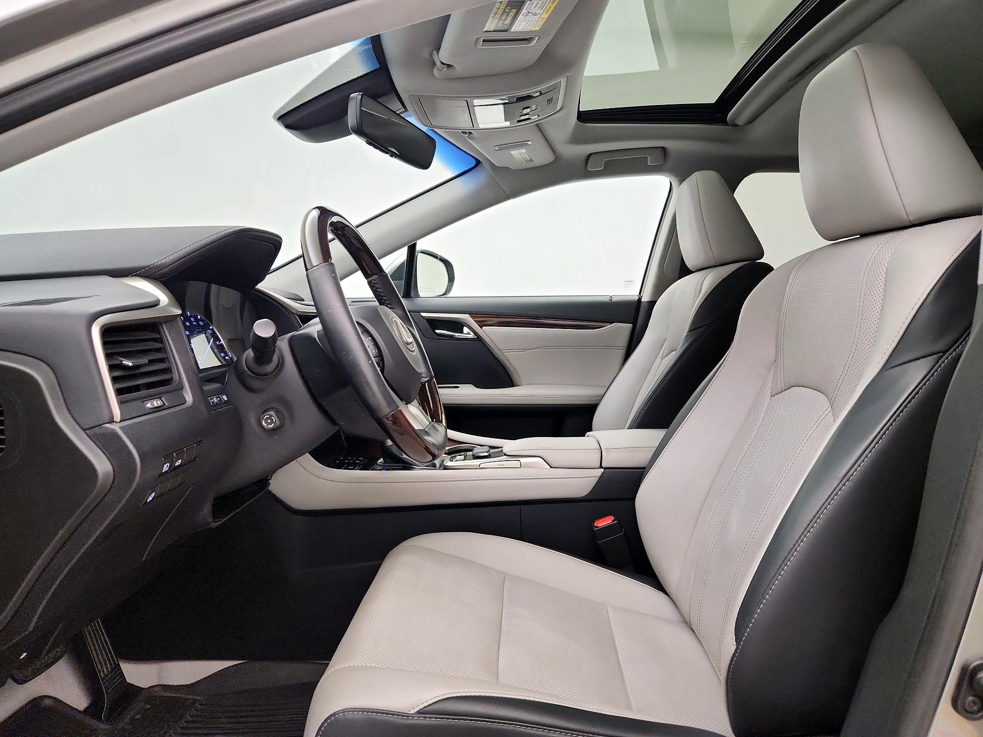 Thumbnail: 2018 Lexus RX - 11