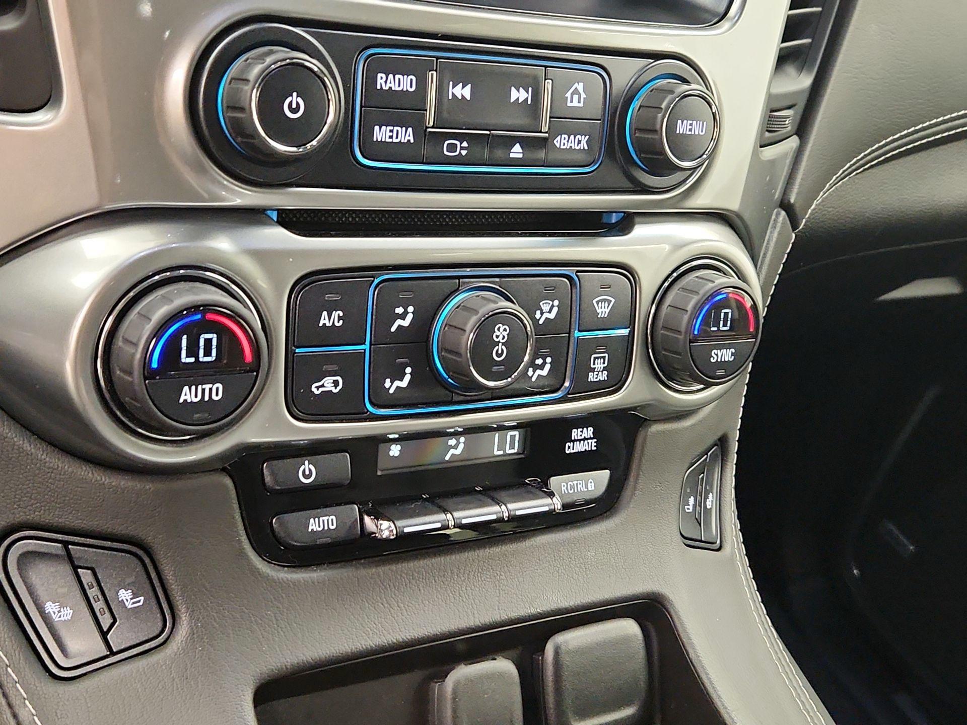 Thumbnail: 2016 Chevrolet Tahoe - 16