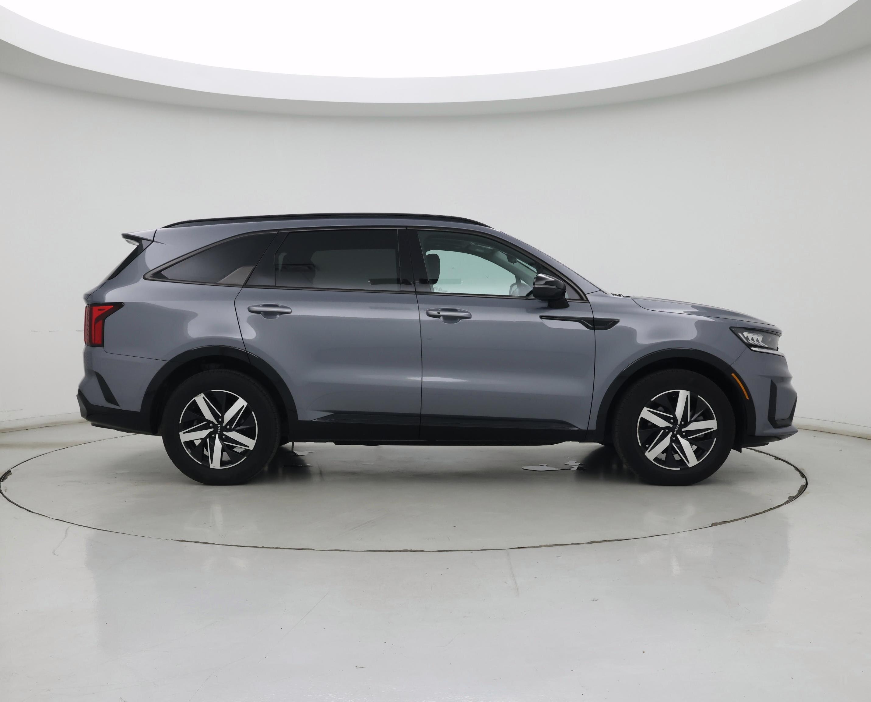Thumbnail: 2023 Kia Sorento - 7
