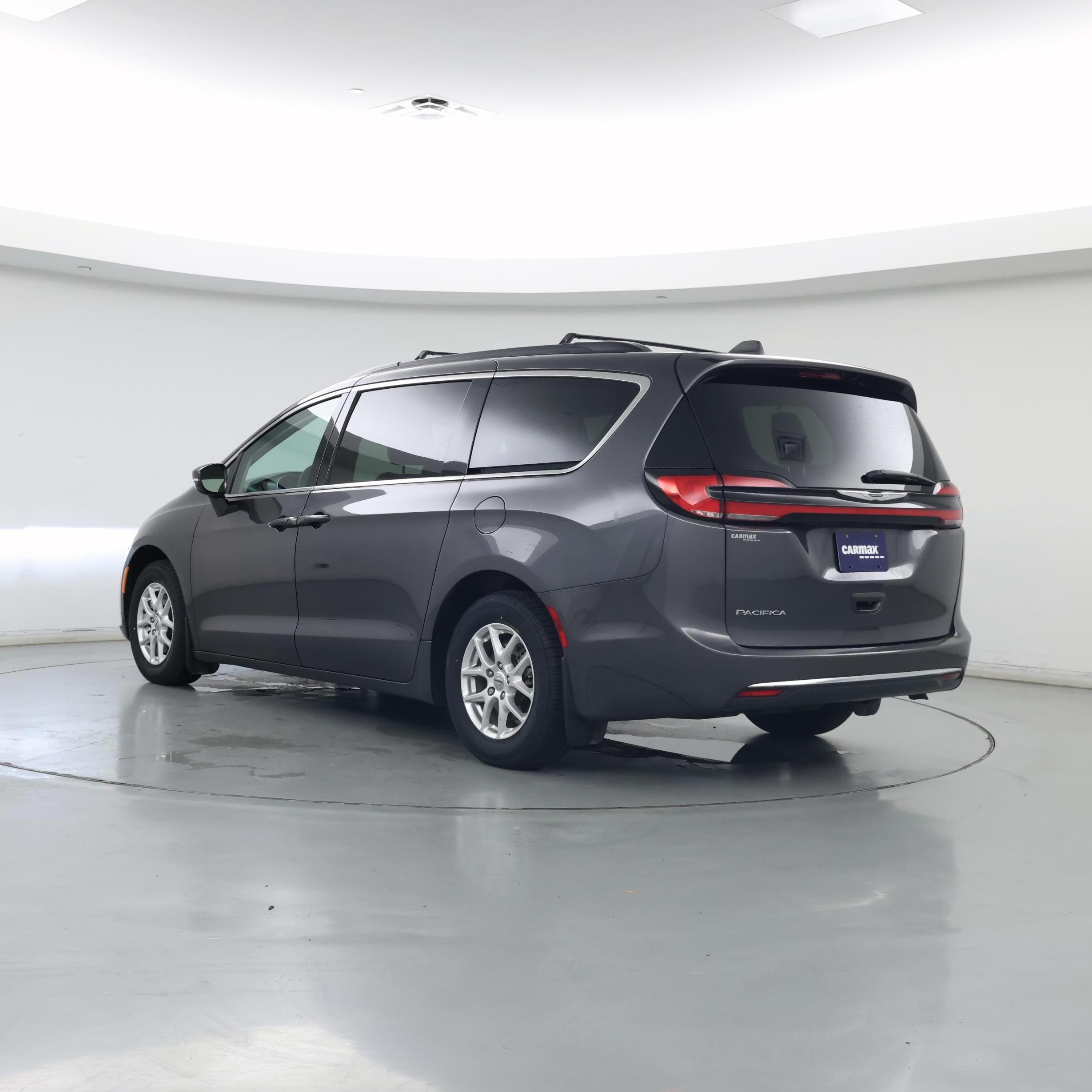Thumbnail: 2022 Chrysler Pacifica - 2