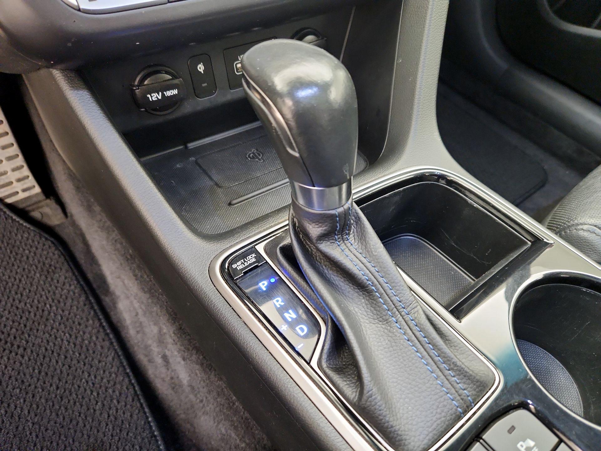 Thumbnail: 2018 Hyundai Sonata - 18
