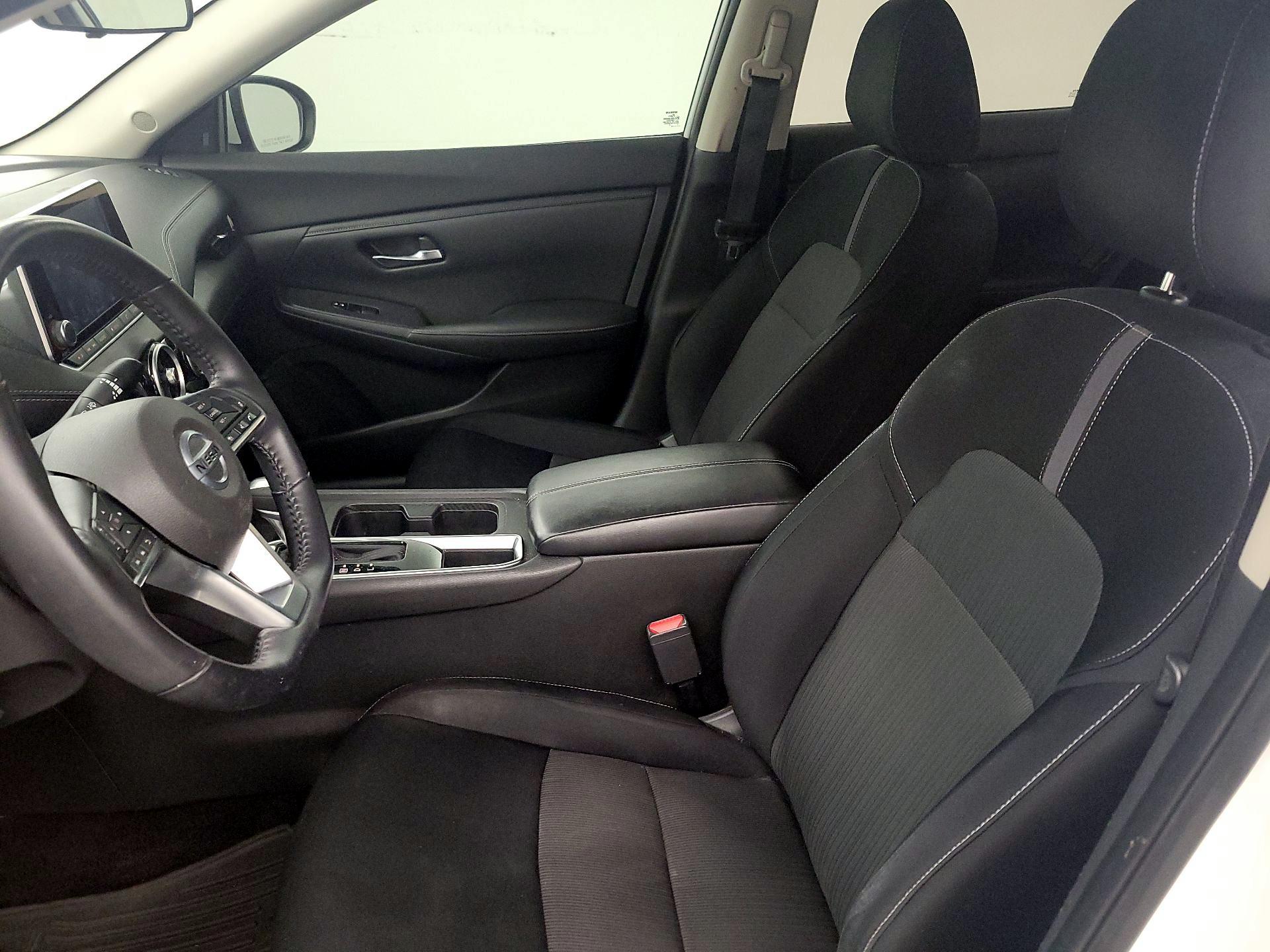 Thumbnail: 2020 Nissan Sentra - 11