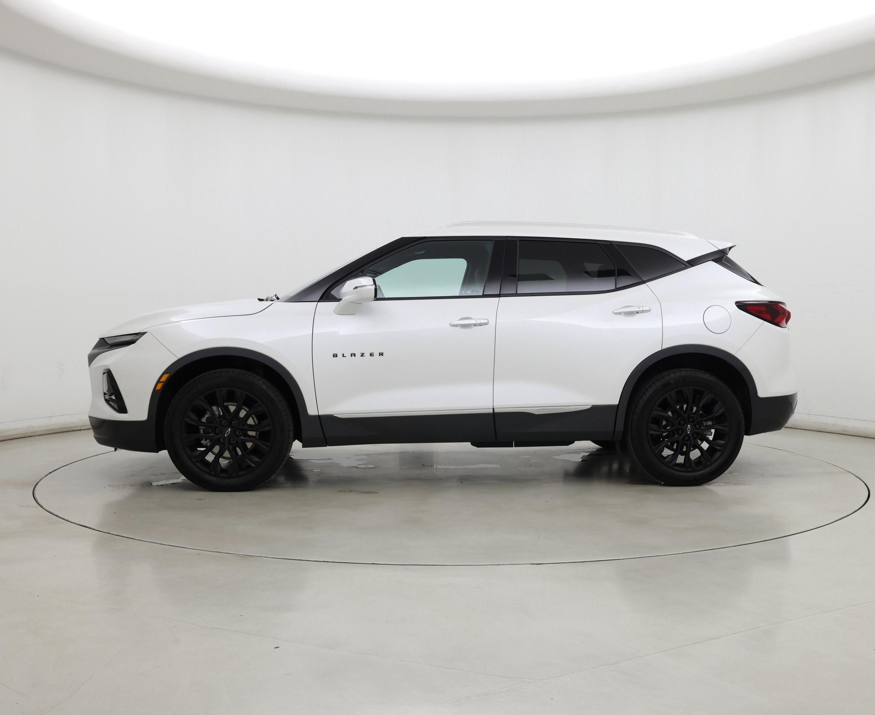 Thumbnail: 2022 Chevrolet Blazer - 3