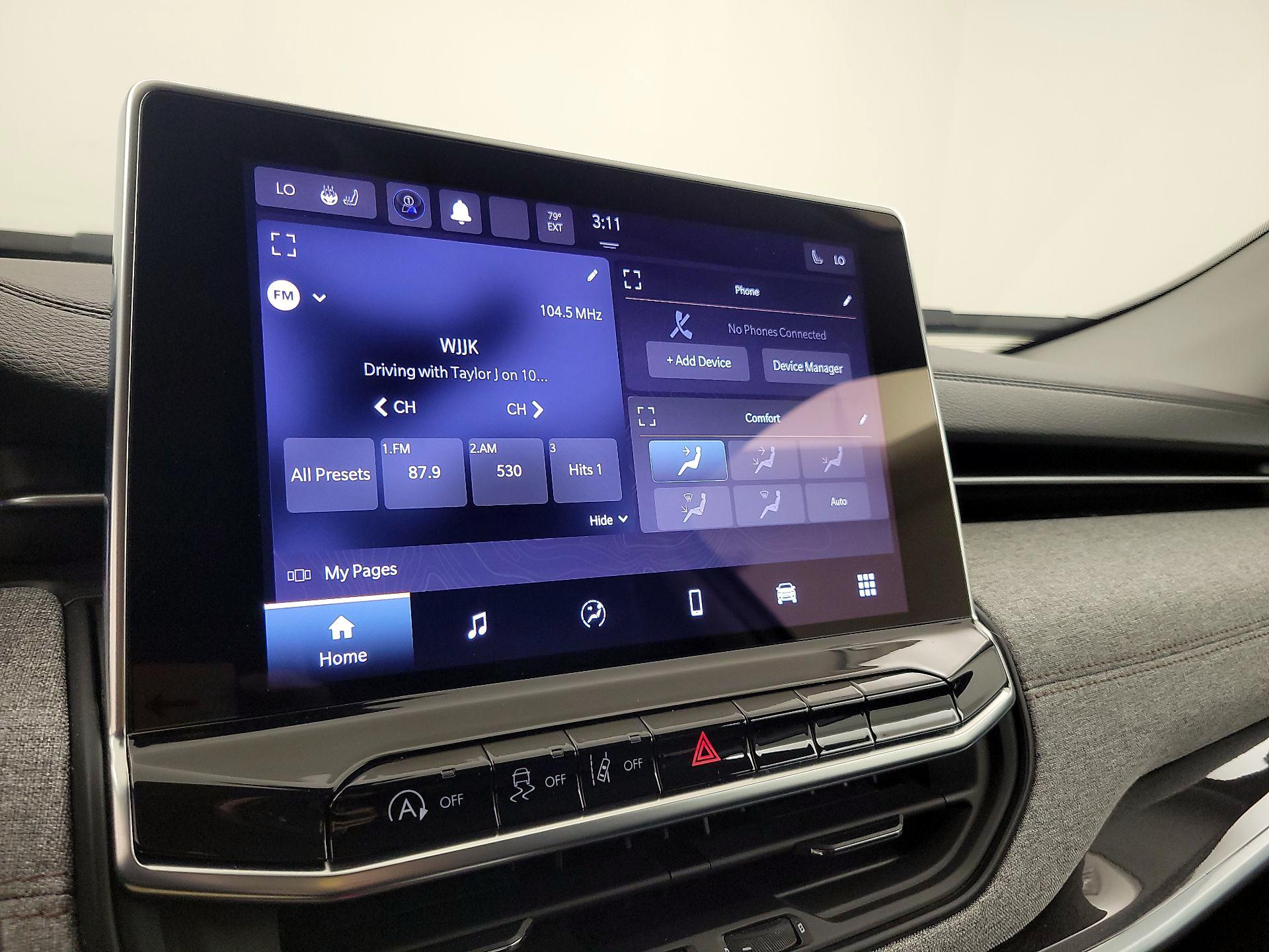 Thumbnail: 2022 Jeep Compass - 15