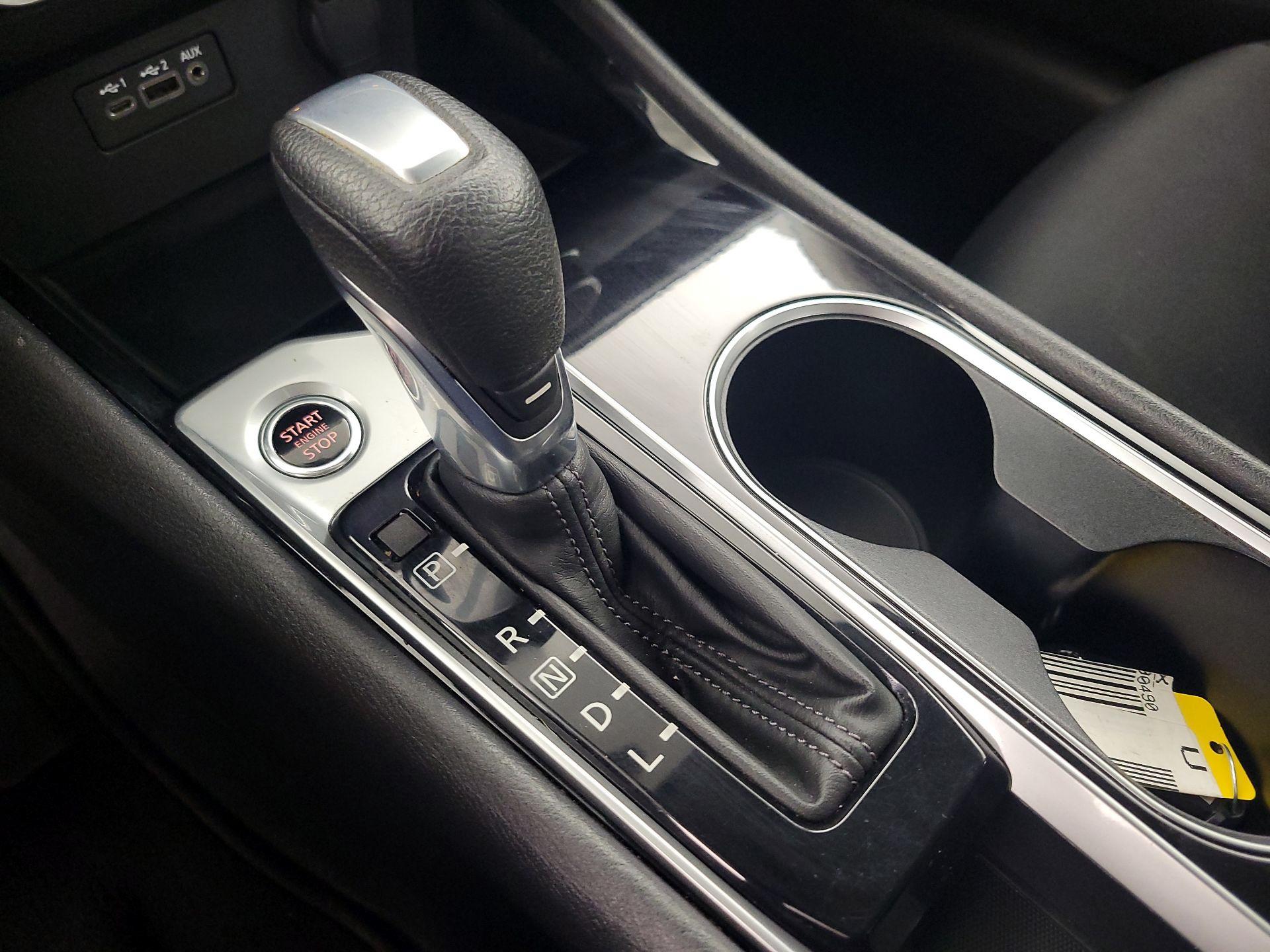 Thumbnail: 2021 Nissan Altima - 17