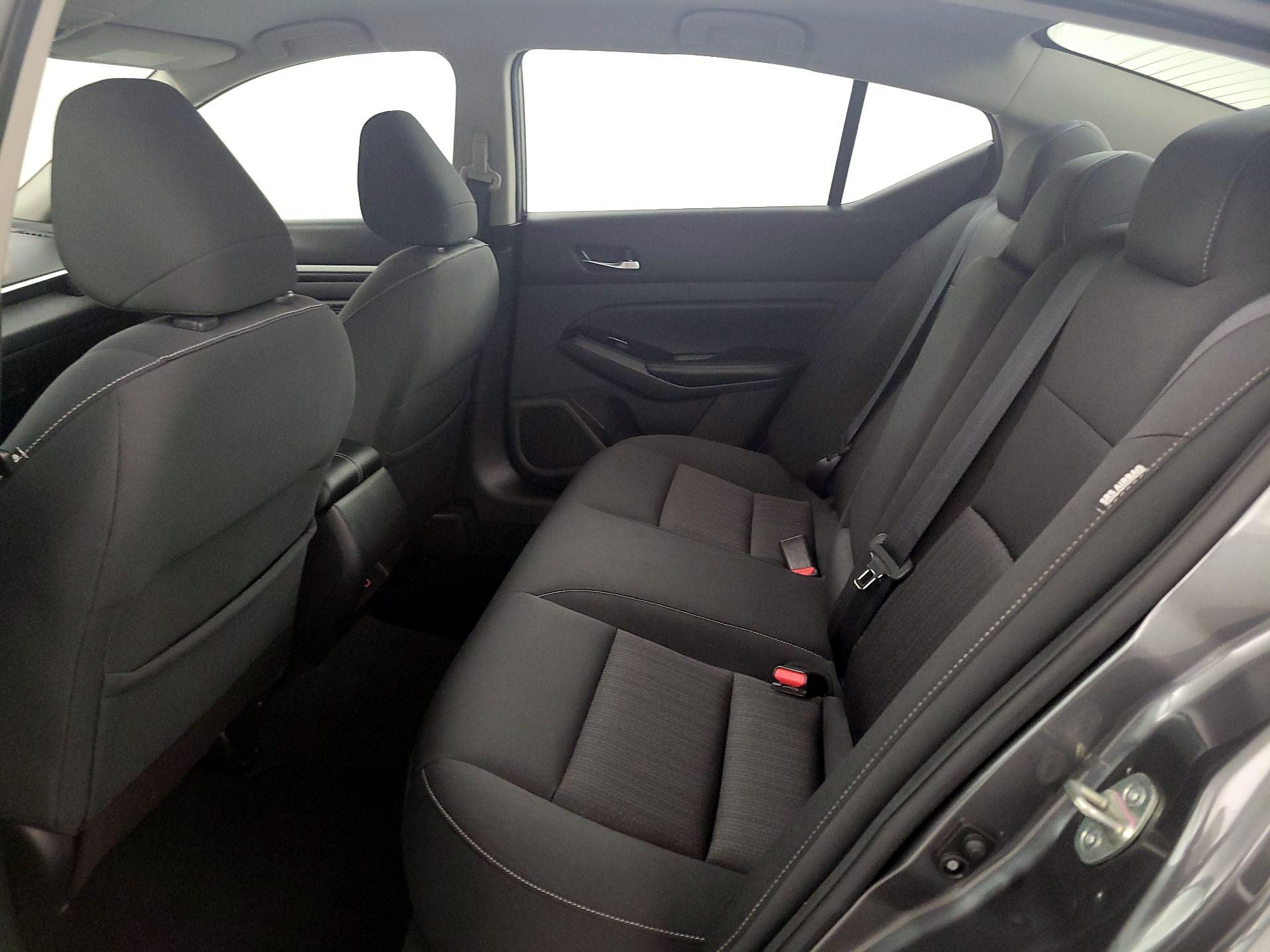 Thumbnail: 2021 Nissan Altima - 19