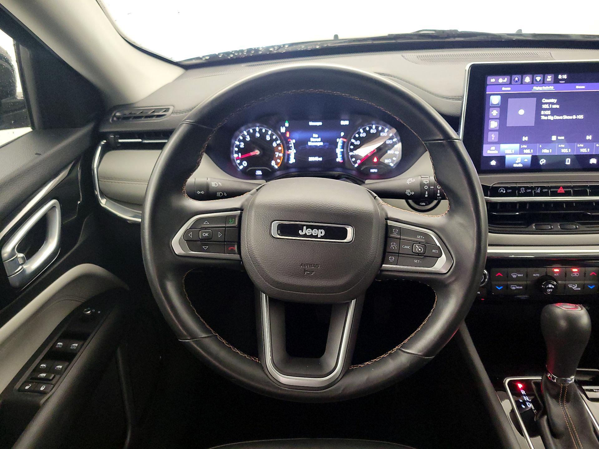 Thumbnail: 2022 Jeep Compass - 10