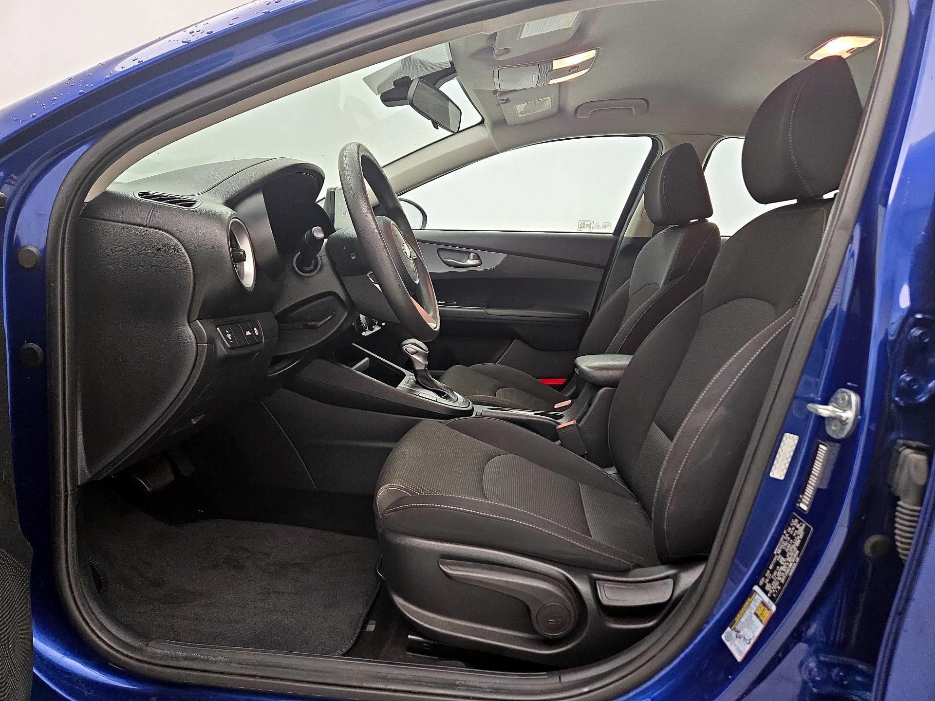 Thumbnail: 2021 Kia Forte - 11