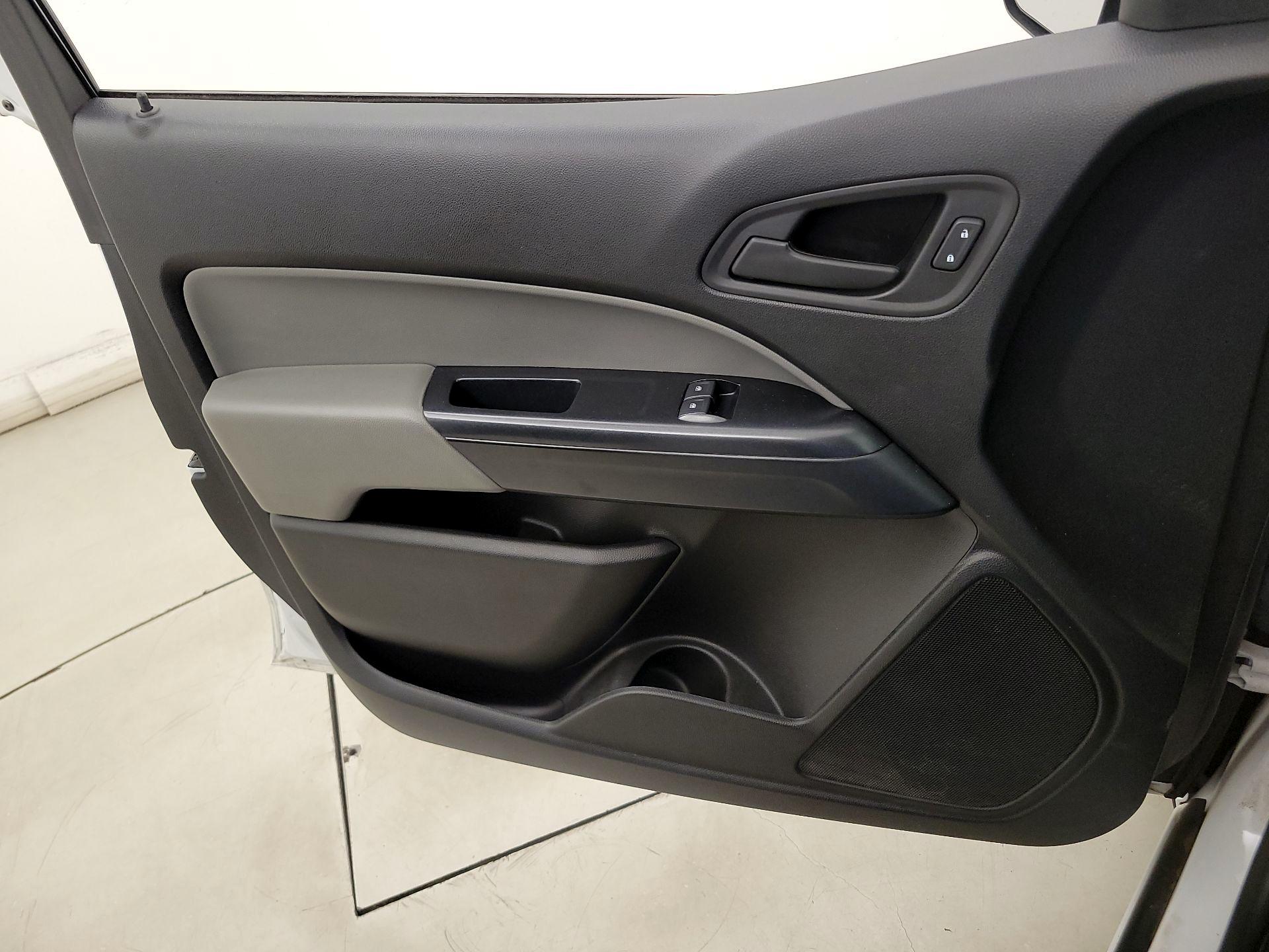 Thumbnail: 2020 Chevrolet Colorado - 12