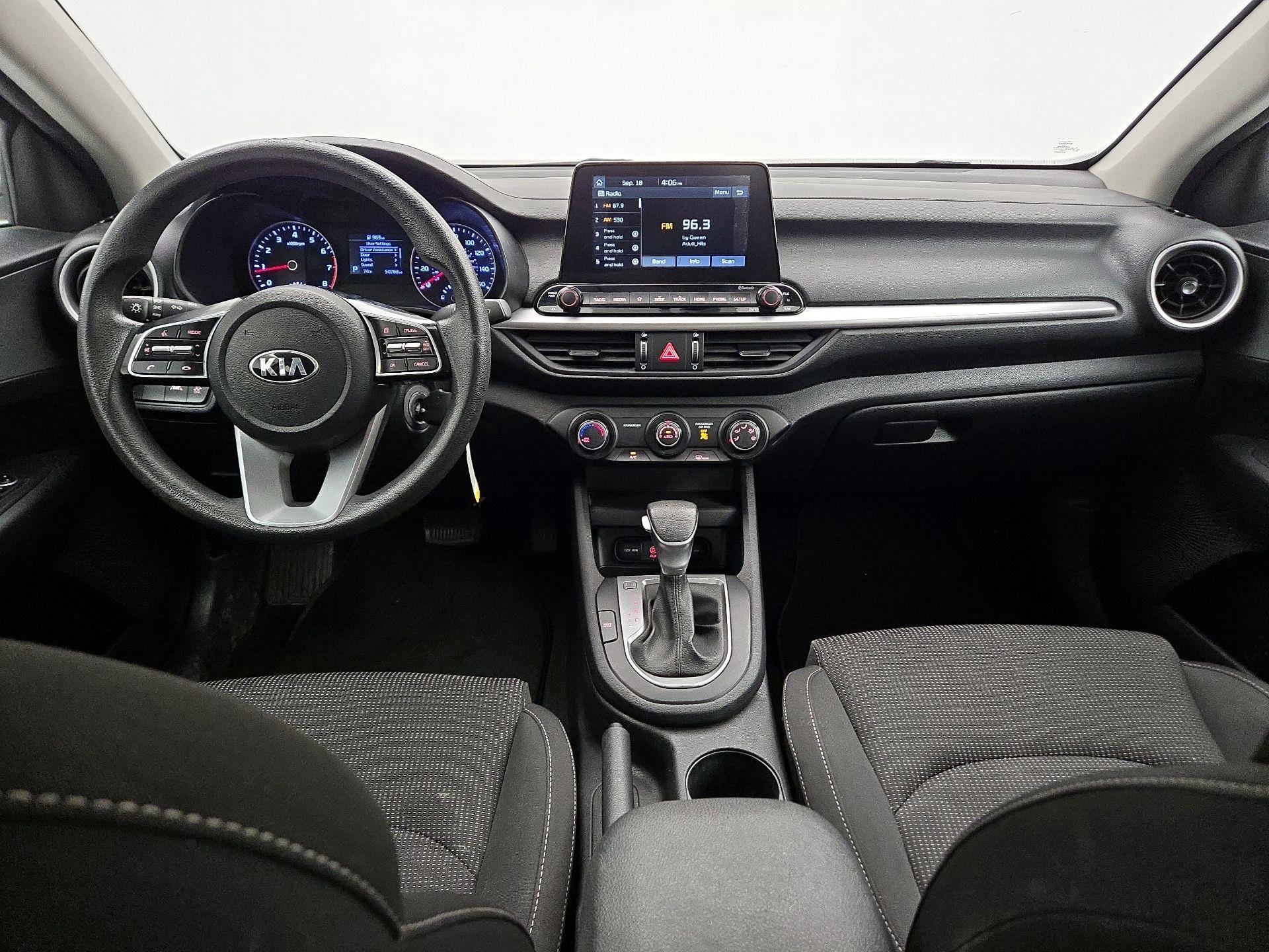 Thumbnail: 2020 Kia Forte - 9