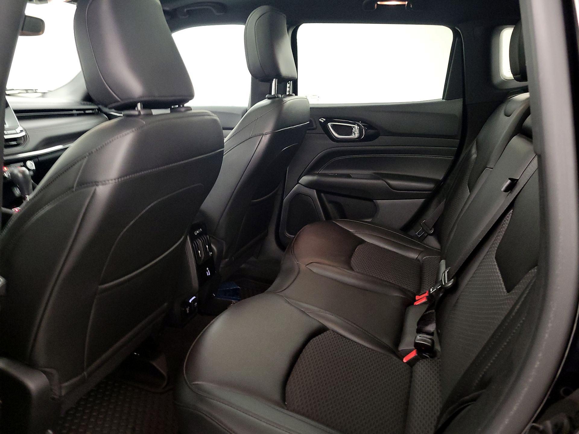 Thumbnail: 2022 Jeep Compass - 19