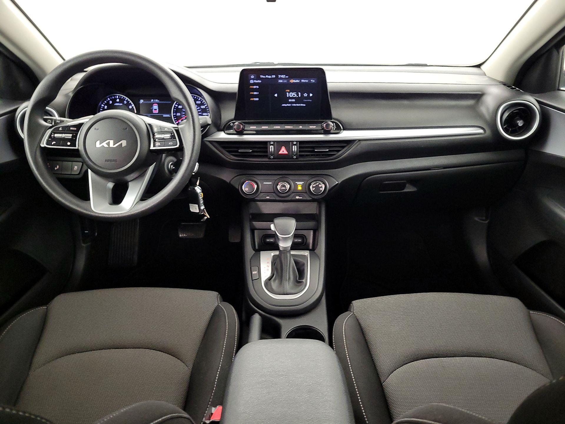 Thumbnail: 2023 Kia Forte - 9
