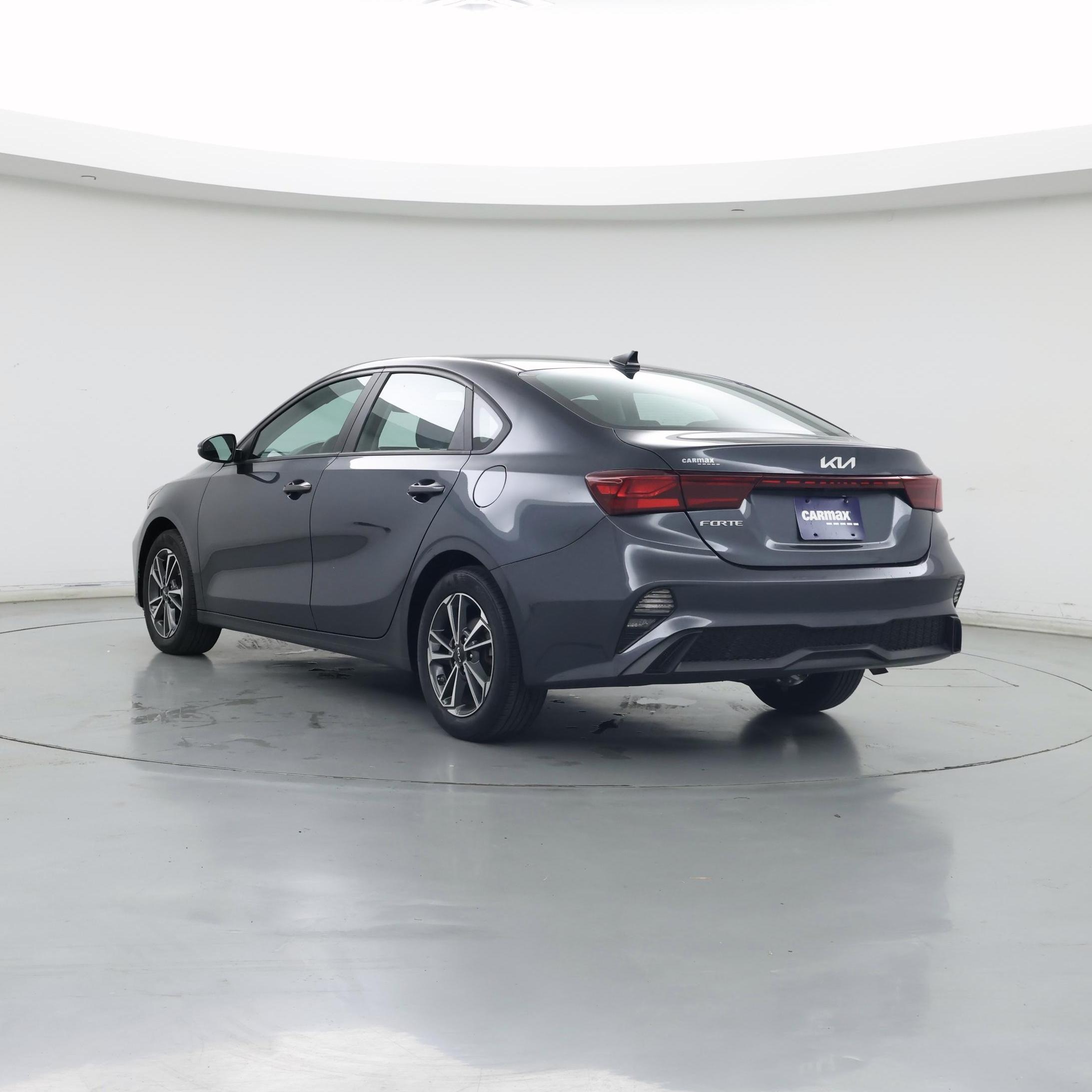 Thumbnail: 2023 Kia Forte - 2