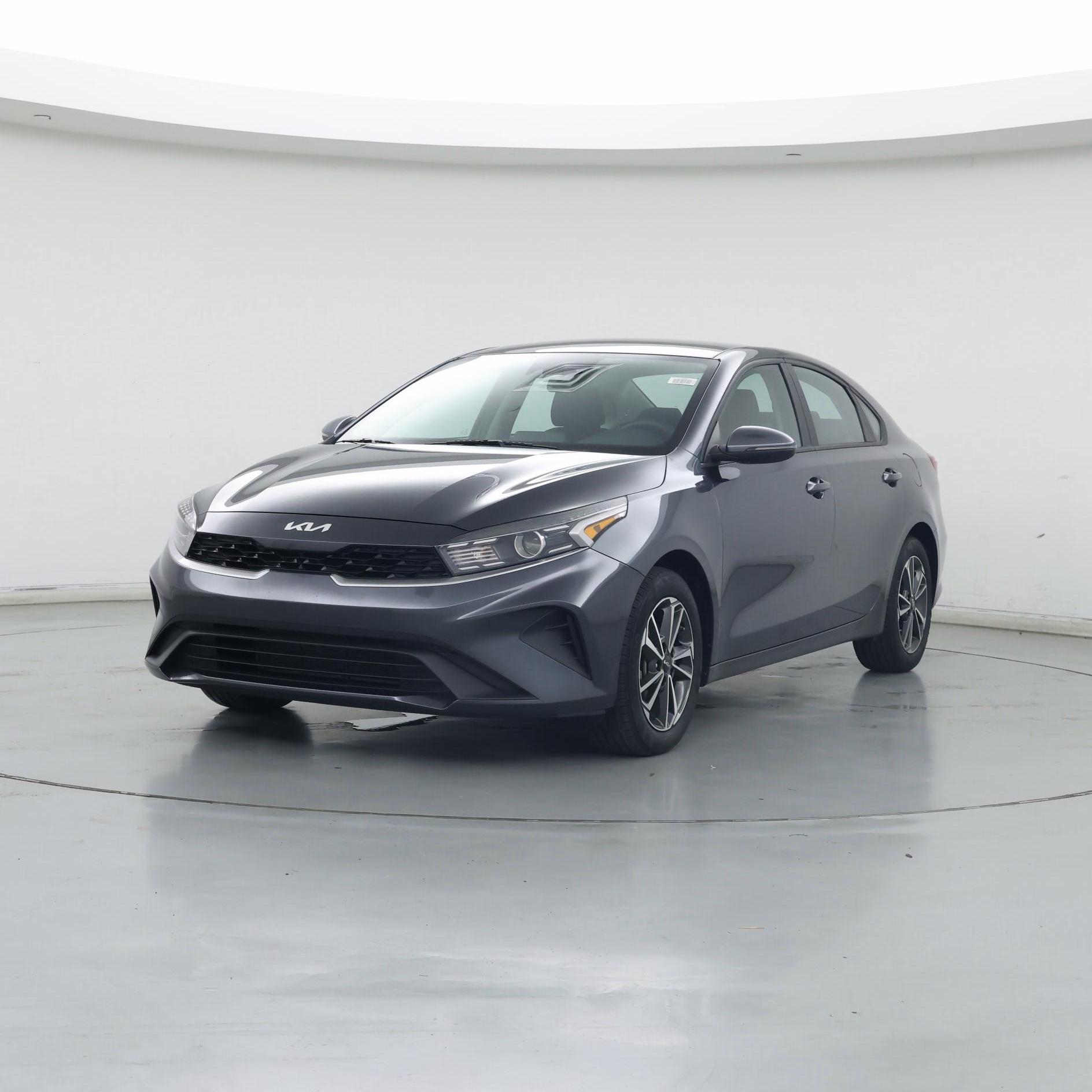 Thumbnail: 2023 Kia Forte - 4
