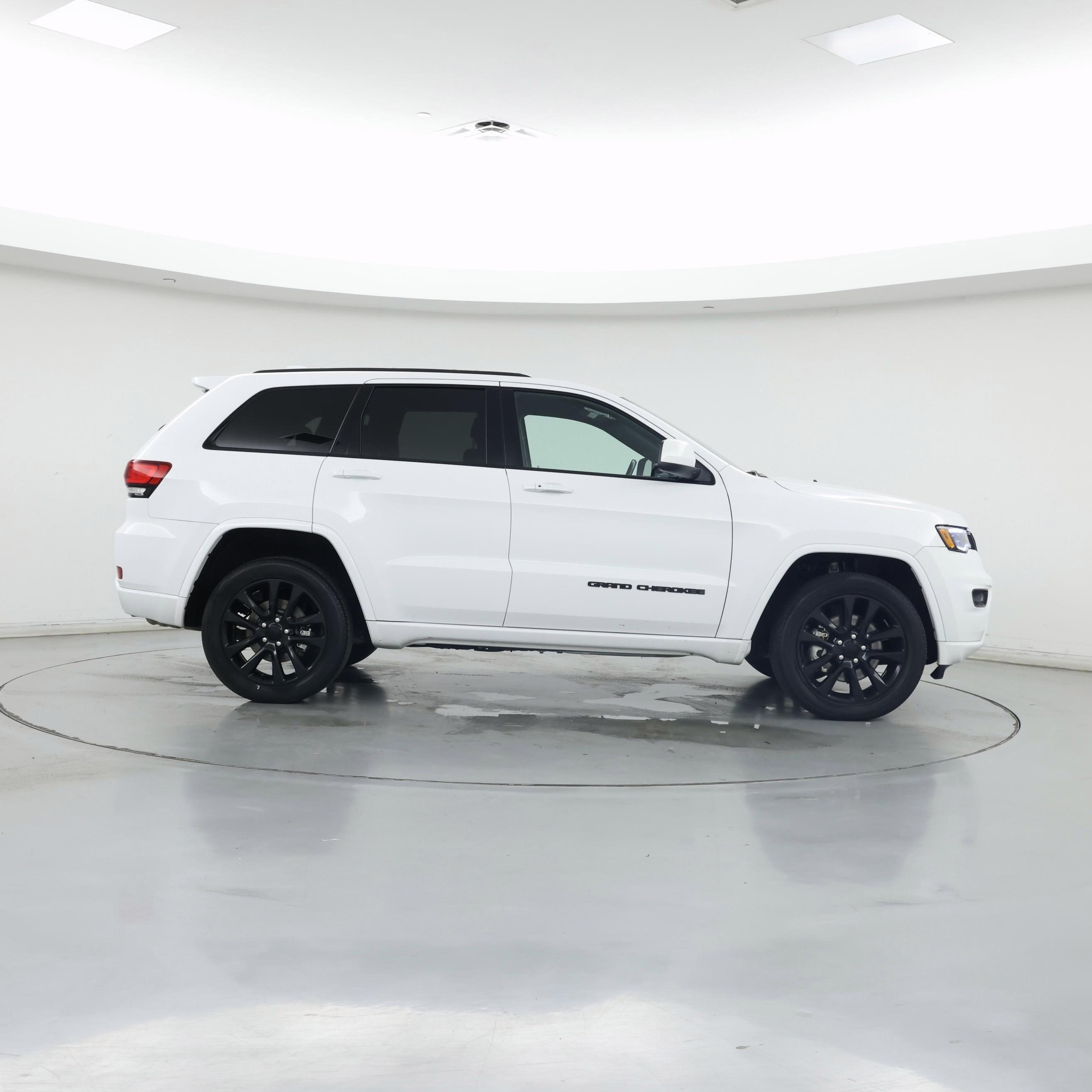 Thumbnail: 2021 Jeep Grand Cherokee - 7